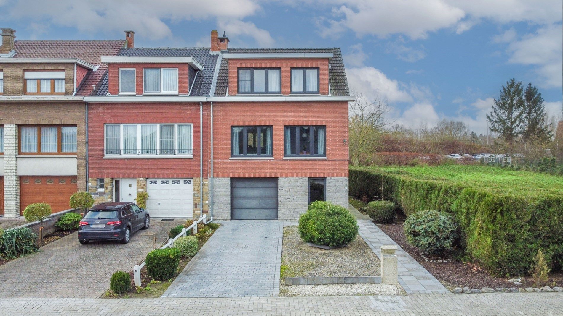 !!! OPTIE !!! SOLIDE & CHARMANTE WONING MET 2 SLP + 2 BUREAU'S foto 2