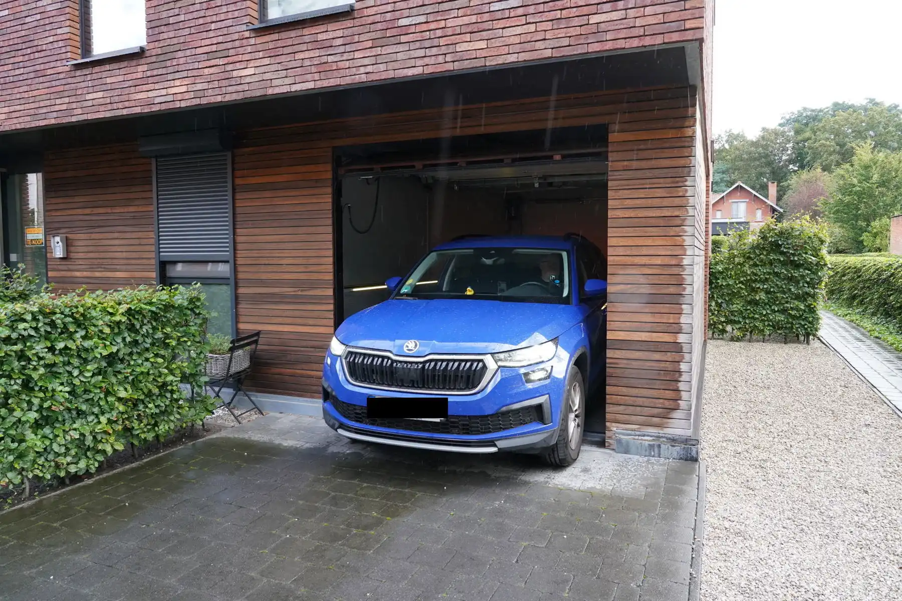 Ondergrondse autostaanplaats in Ekeren. foto {{pictureIndex}}