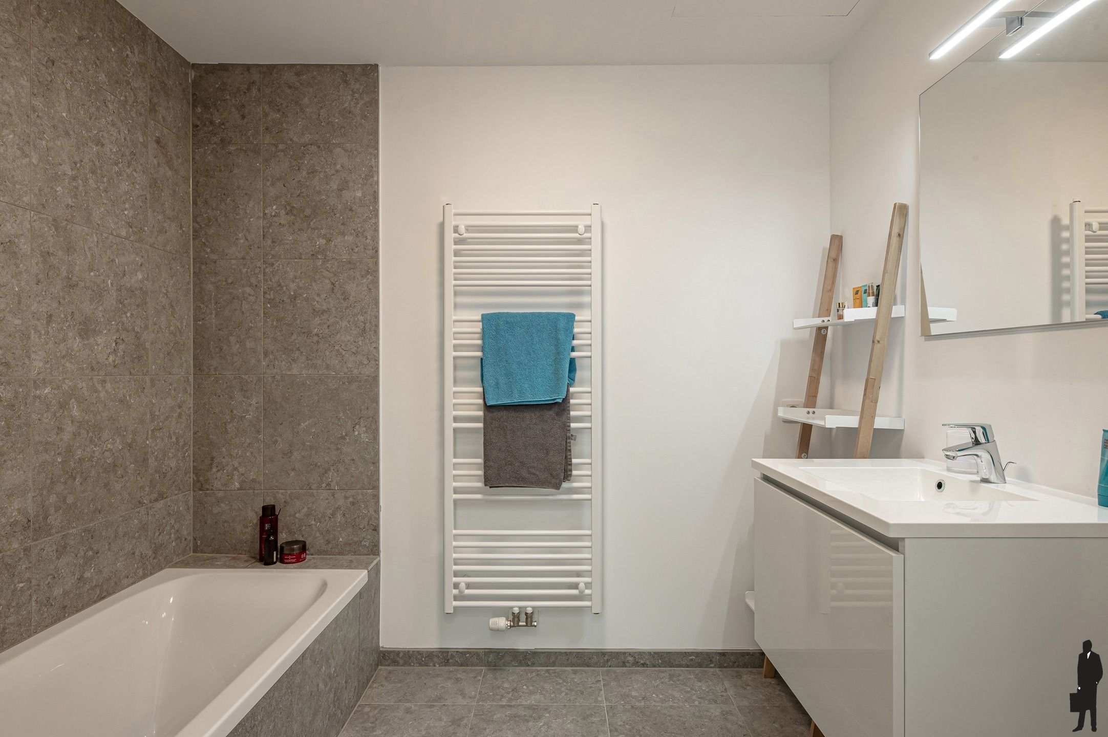 Luxe appartement met 3 slaapkamers in Turnova Toren foto 9