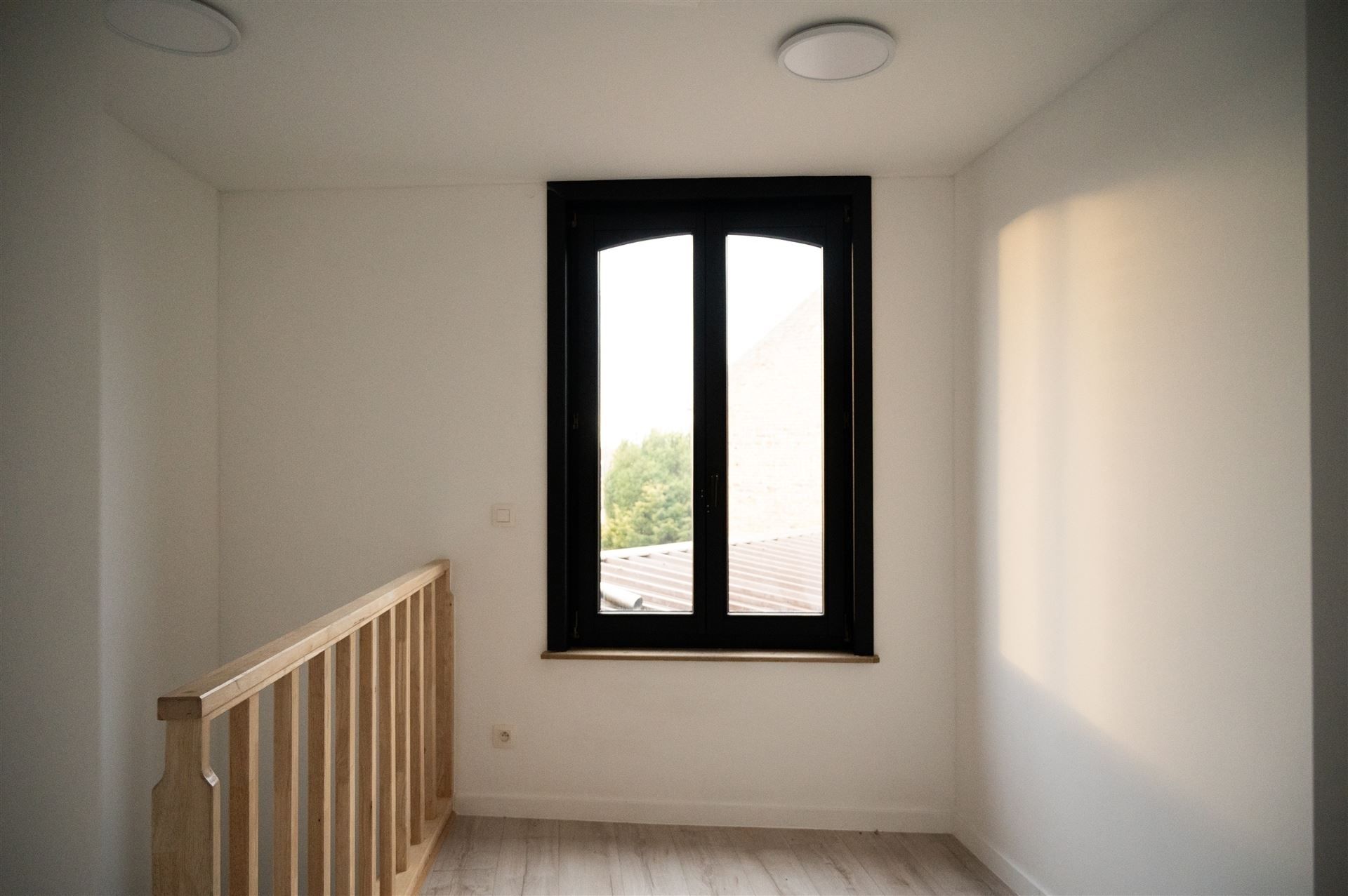 Woning met terras foto 26