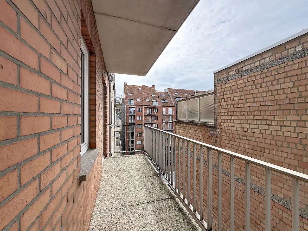 Ruim drie slaapkamer appartement met prachtig open zicht op Zee en het Willemspark foto 22