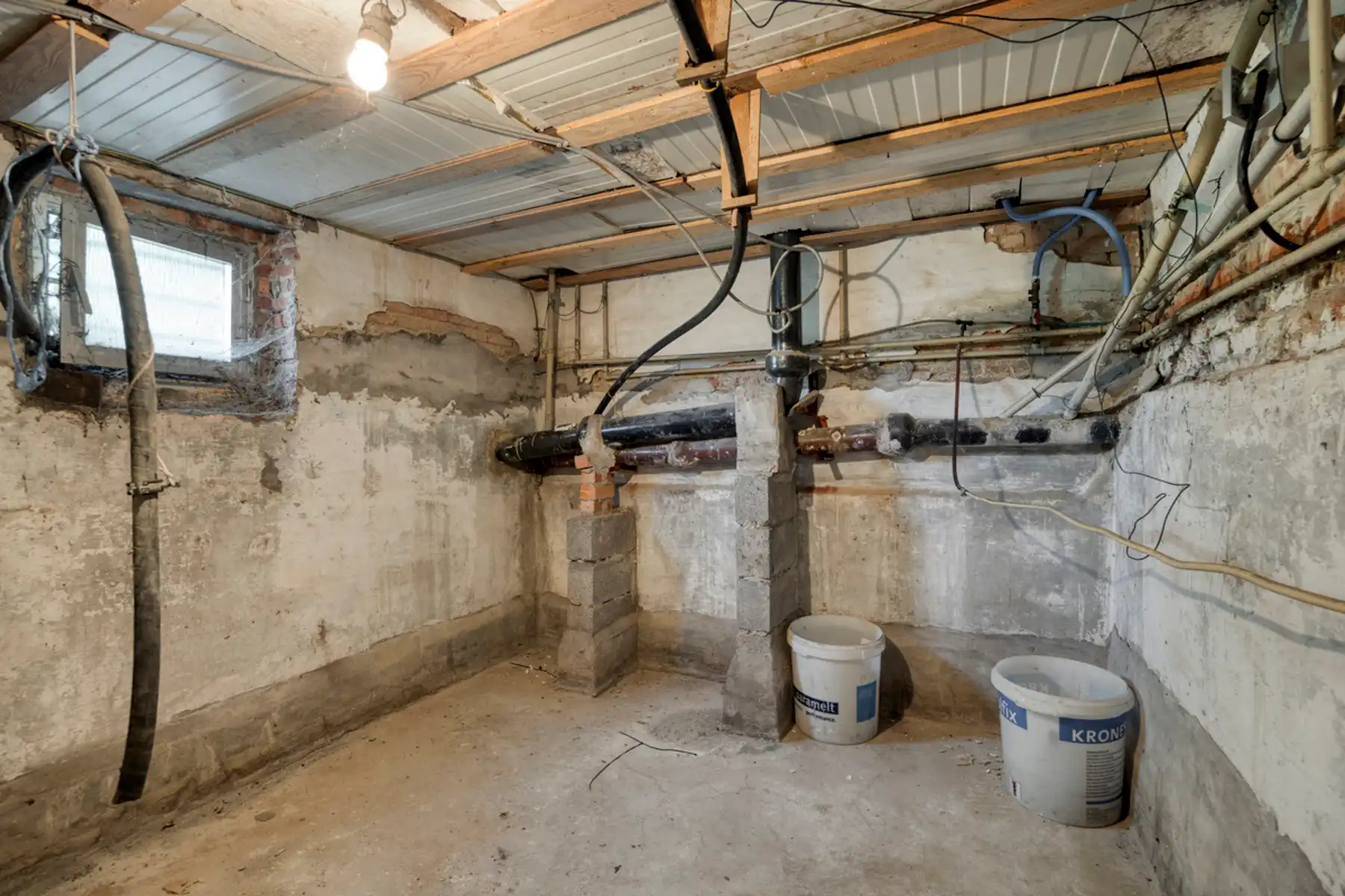 Te renoveren woning op uiterst rustige locatie foto 26