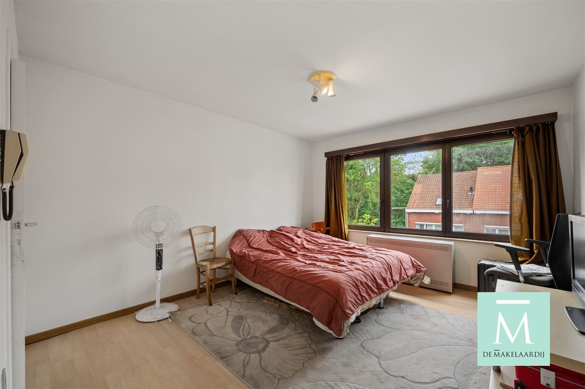 Te renoveren één-slaapkamer appartement op toplocatie in Mechelen. foto 2