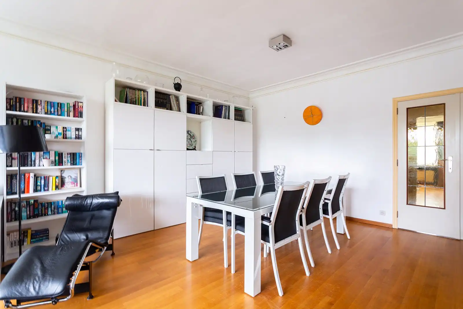 Ruim 2-slpk appartement met prachtig uitzicht foto 5