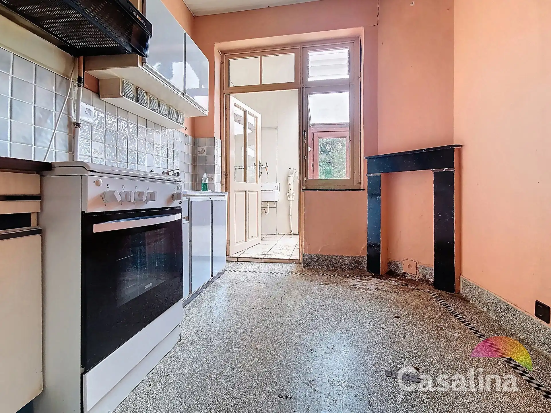 Mooi huis om te renoveren, vlakbij het Dumontplein. foto 7