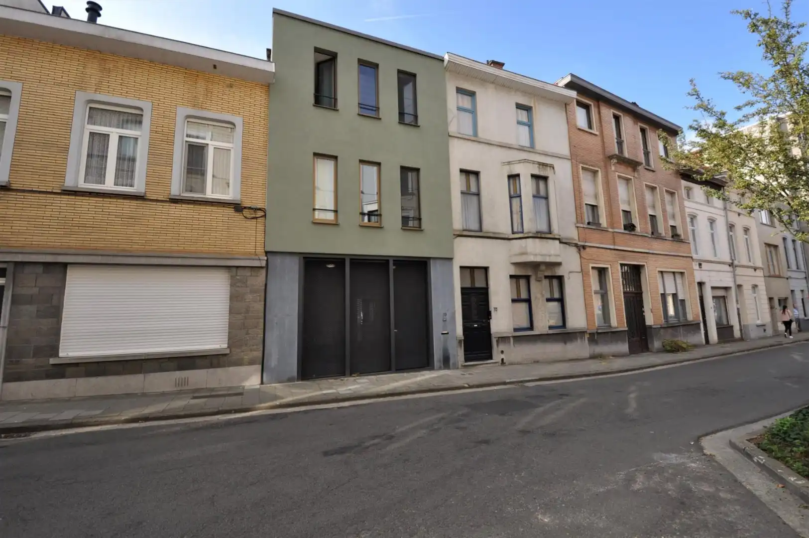 Ruime woning in de buurt van Gent Sint-Pieters foto {{pictureIndex}}