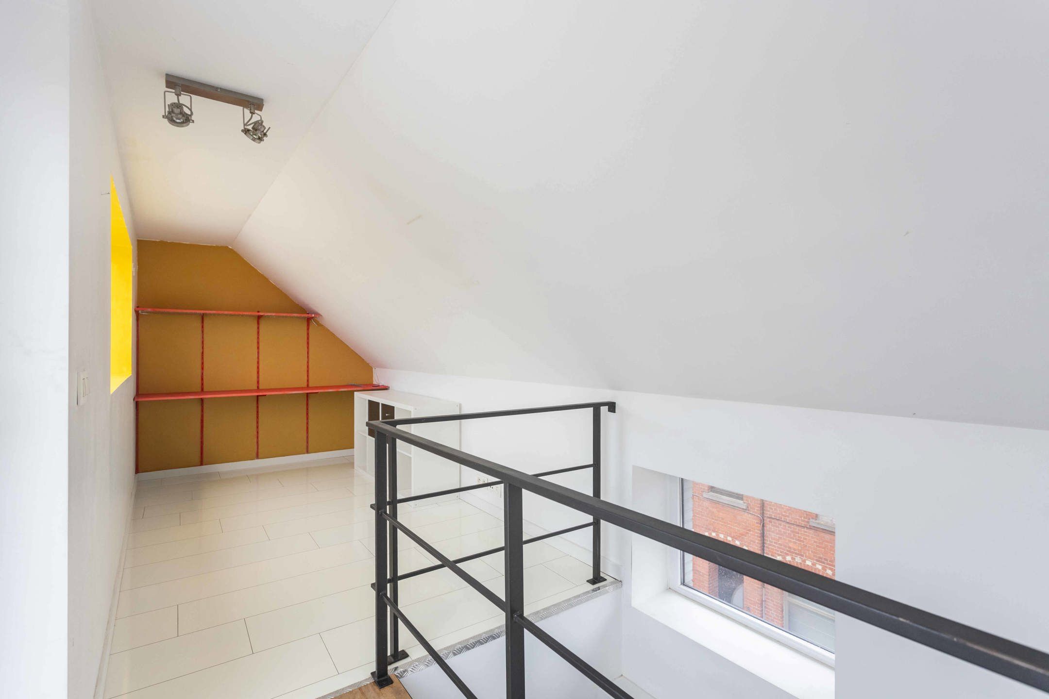 Zeer ruime en trendy stadswoning met heerlijk dakterras! foto 14