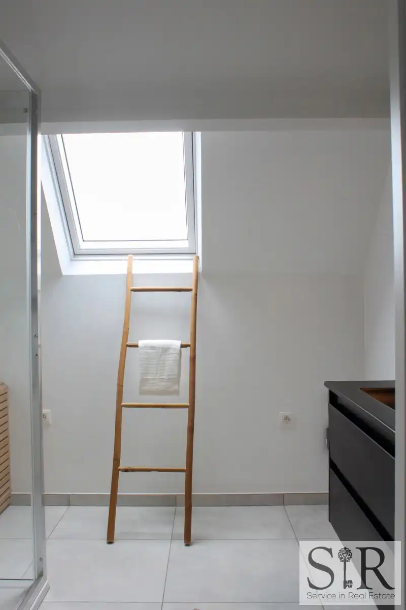 Appartement te huur foto 18