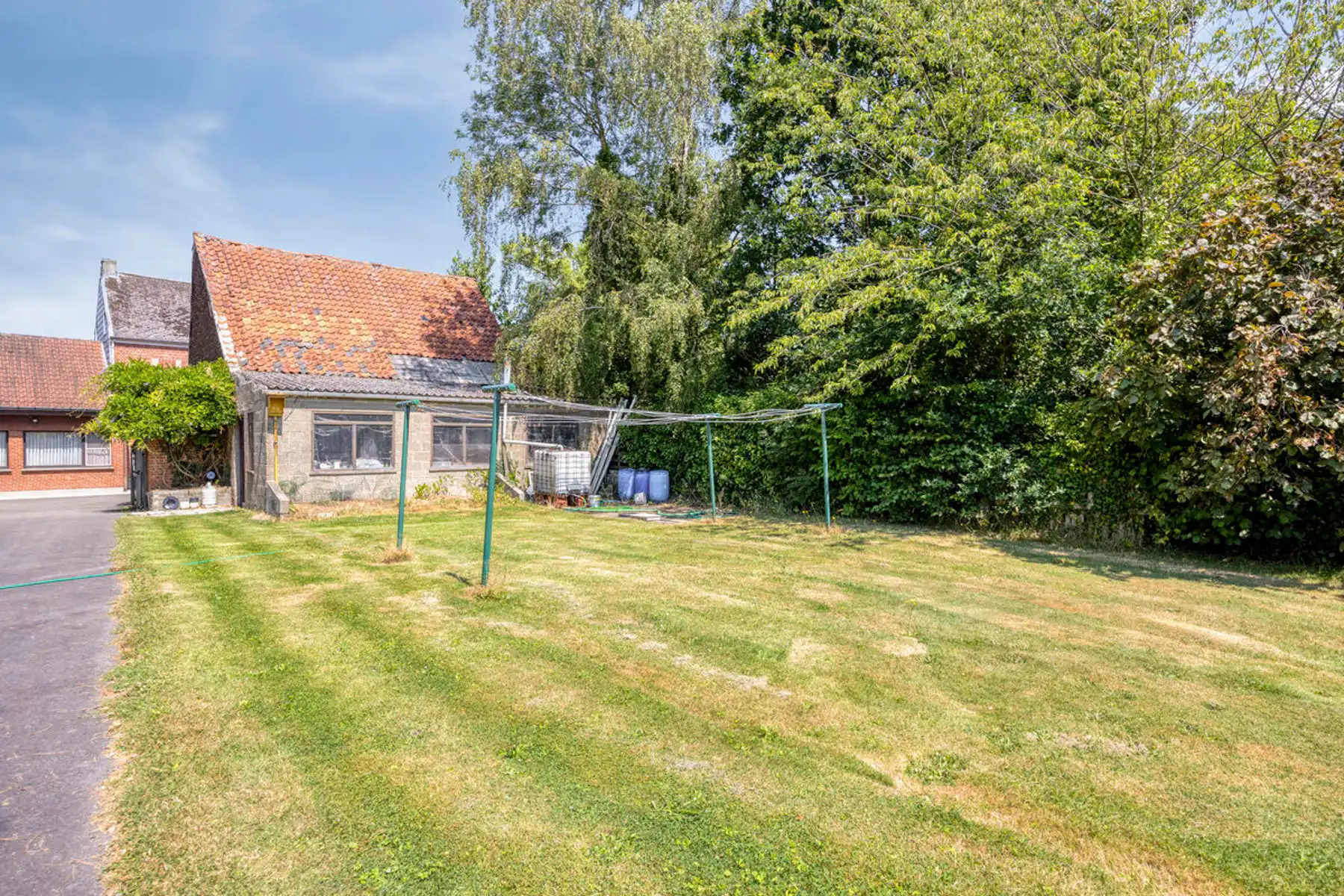 Te renoveren woning op uiterst rustige locatie foto 5