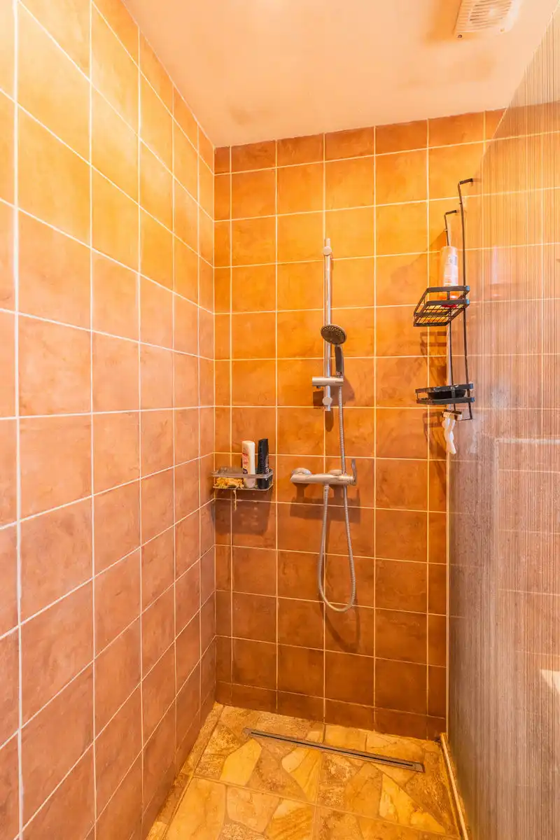 Centraal gelegen instapklare woning met tuin foto 20