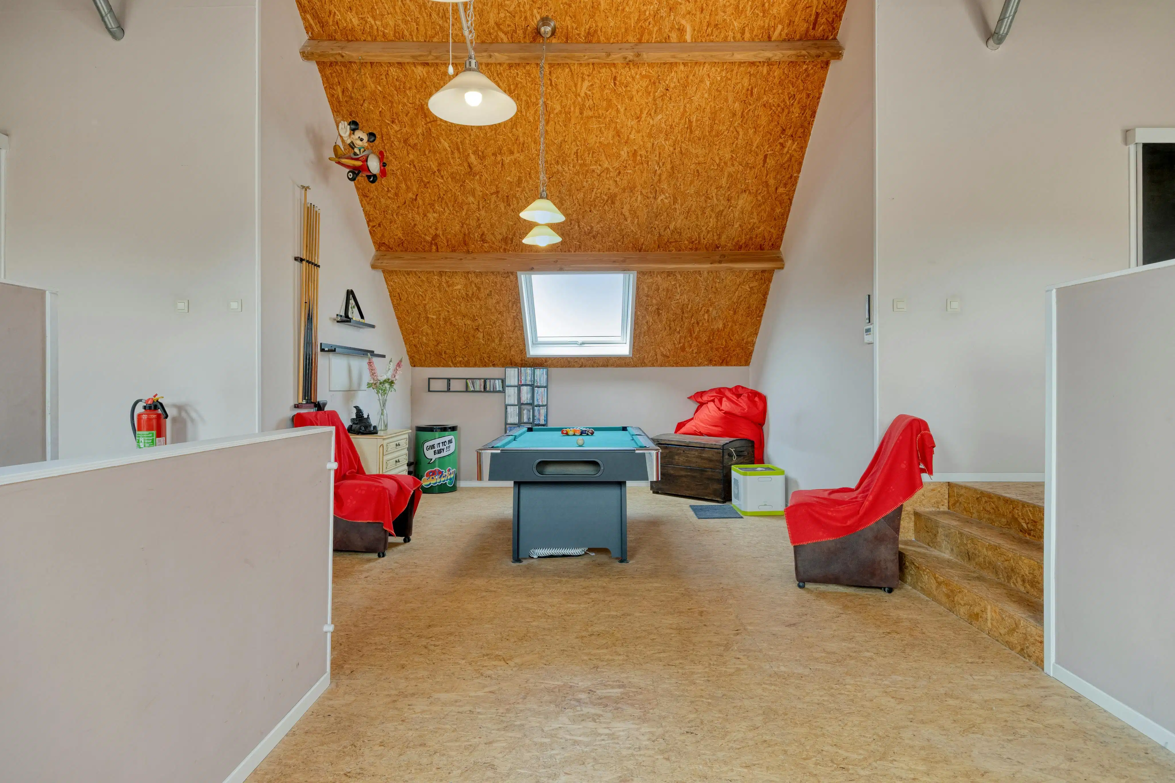 Herenhuis met handelszaak te koop in Kaprijke foto 20