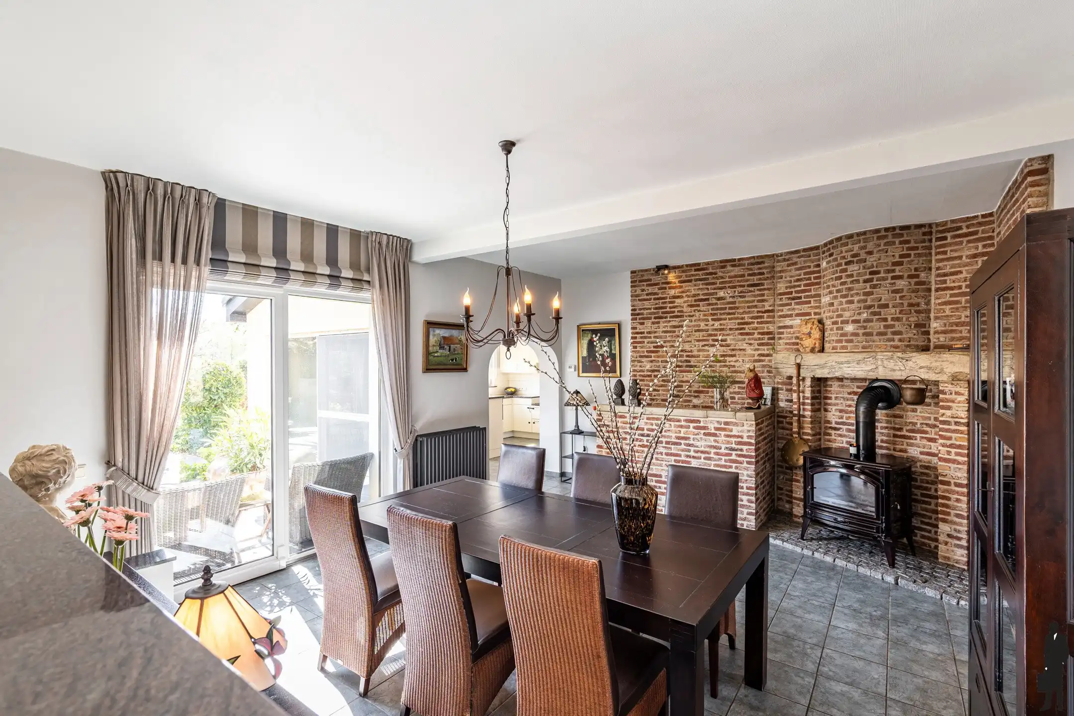 Uitzonderlijk gelegen paardeneigendom op ca. 2 hectare foto 11