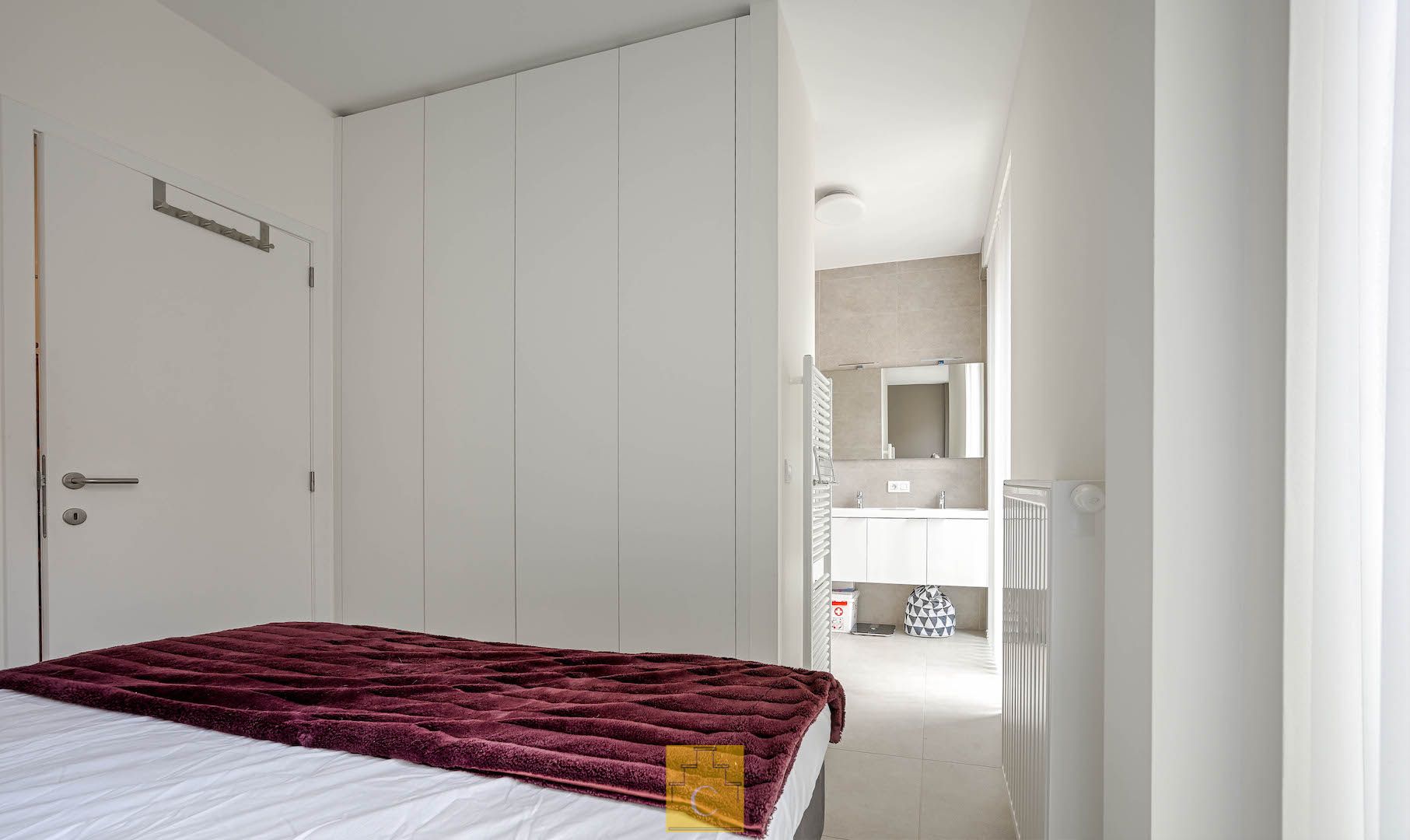recente hippe flat op een historische site met mooie binnentuin in de schaduw van de Sint-Gilliskerk foto 18