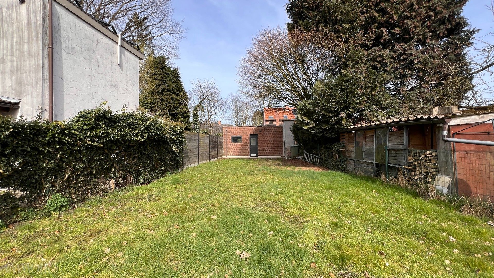 Ruim duplex appartement met terras in Brasschaat. foto 20