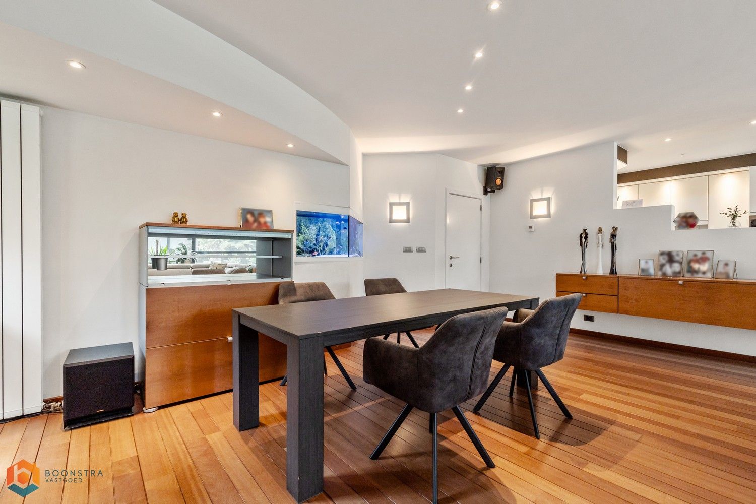 Energiezuinige villa op 1.636 m² met zwembad, lounge-ruimte en tropisch aangelegde tuin in Tremelo foto 8