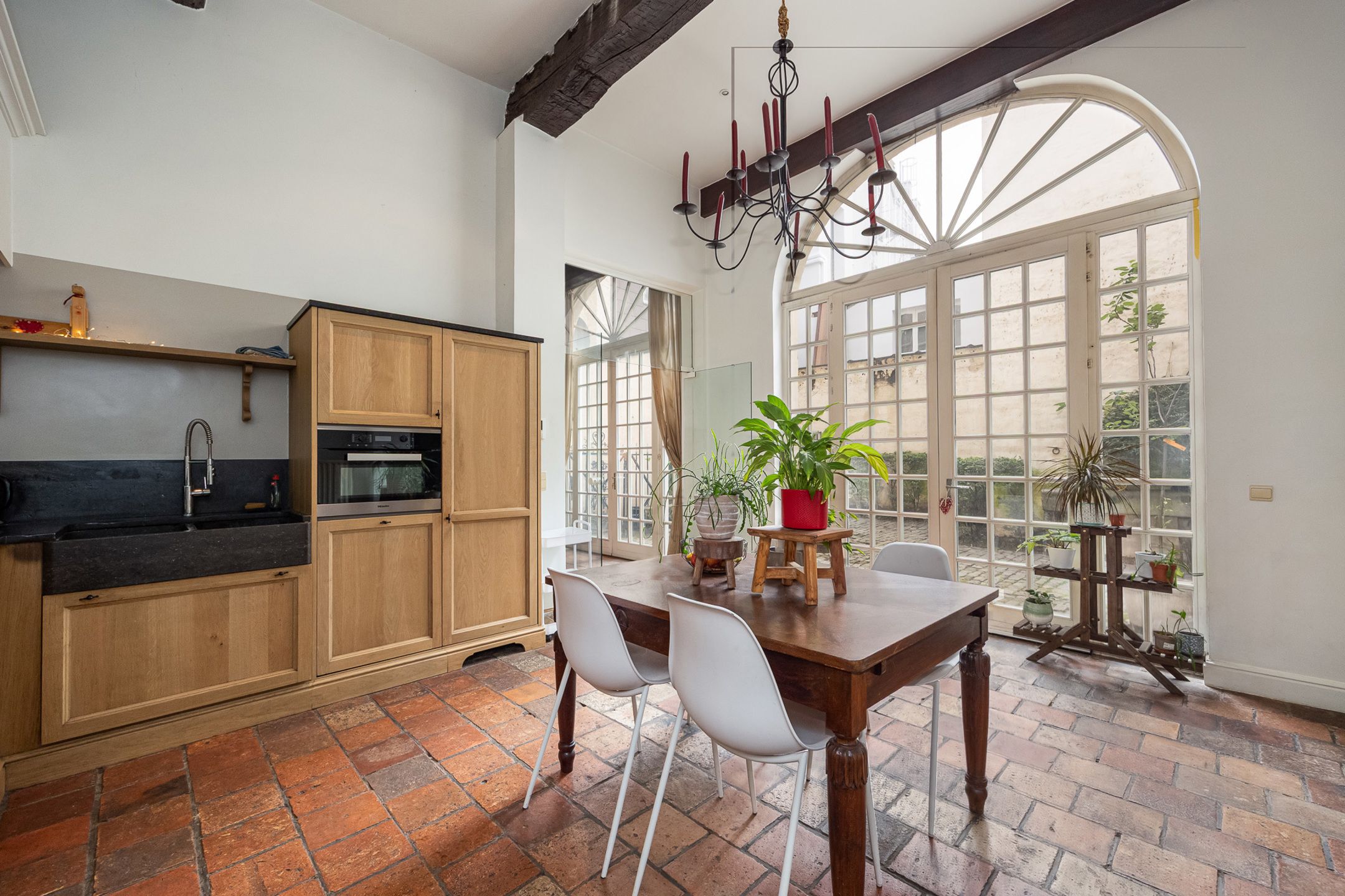 ANTWERPEN CENTRUM -  Gelijkvloers appartement met stadstuin foto 7