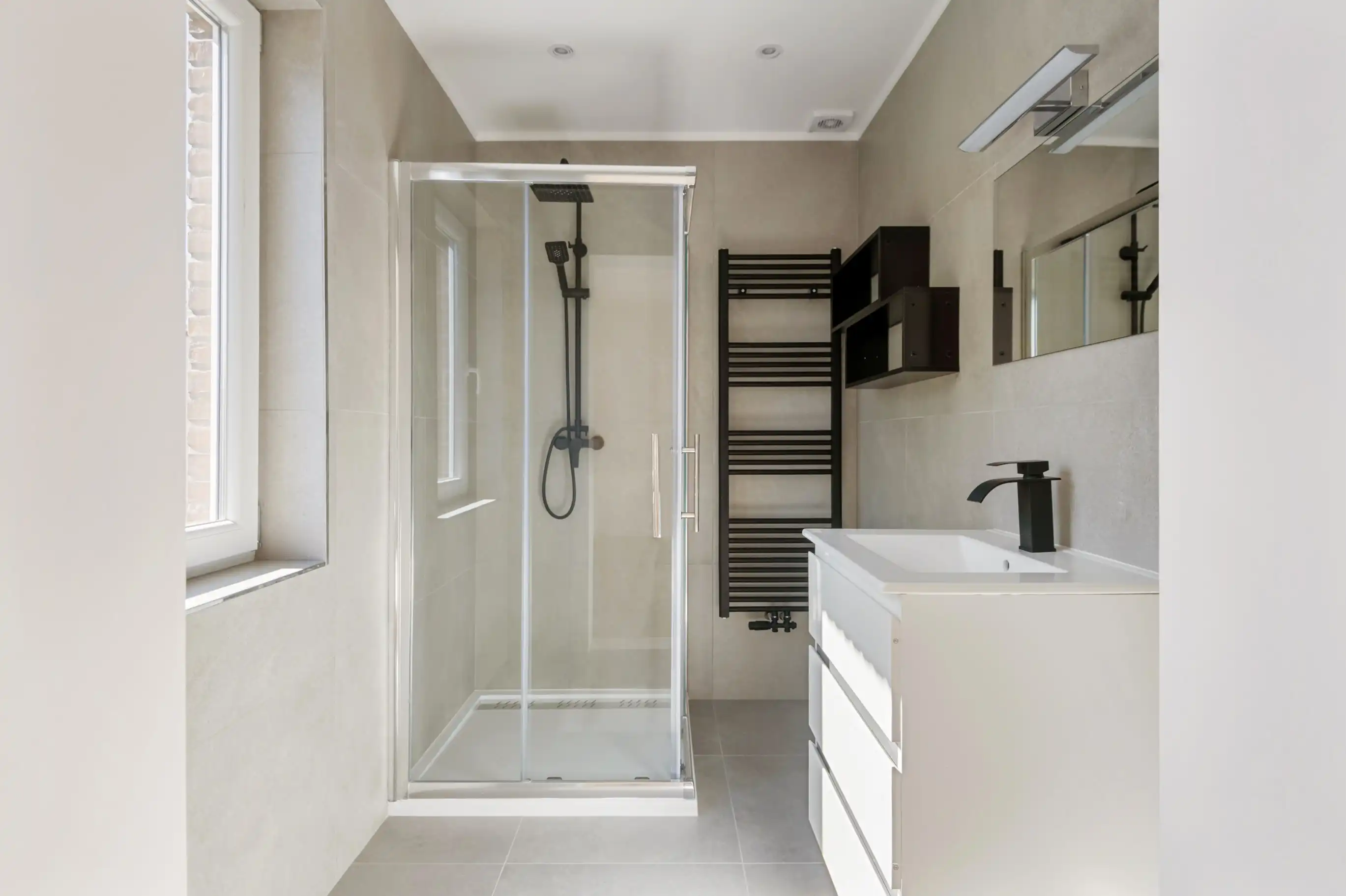 Instapklare stijlvolle woning in Wemmel foto 16