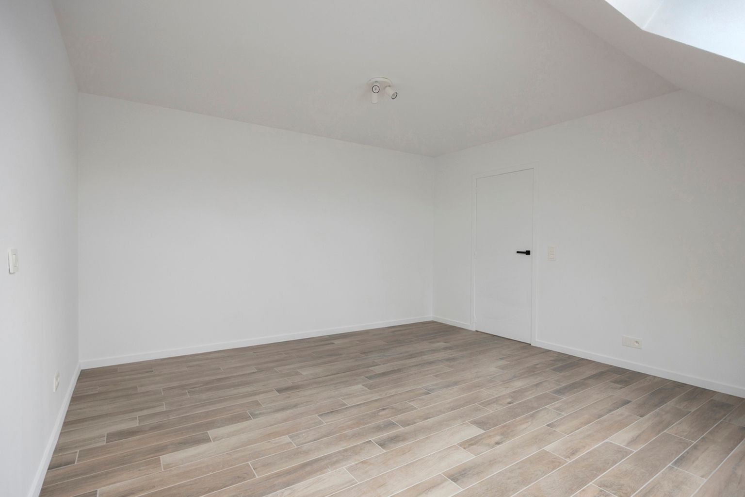 Een prachtige nieuwbouw driegevelwoning op topligging foto 23