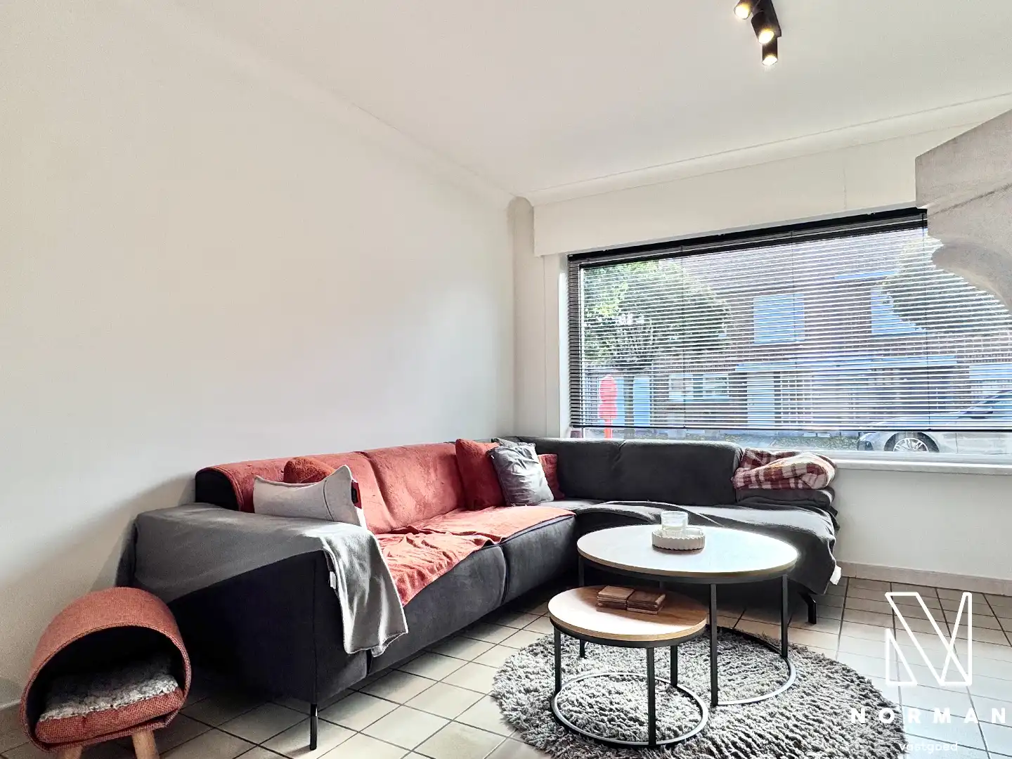 Instapklare woning te koop in rustige woonwijk te Bavikhove met tuin, garage en uitweg! foto 4