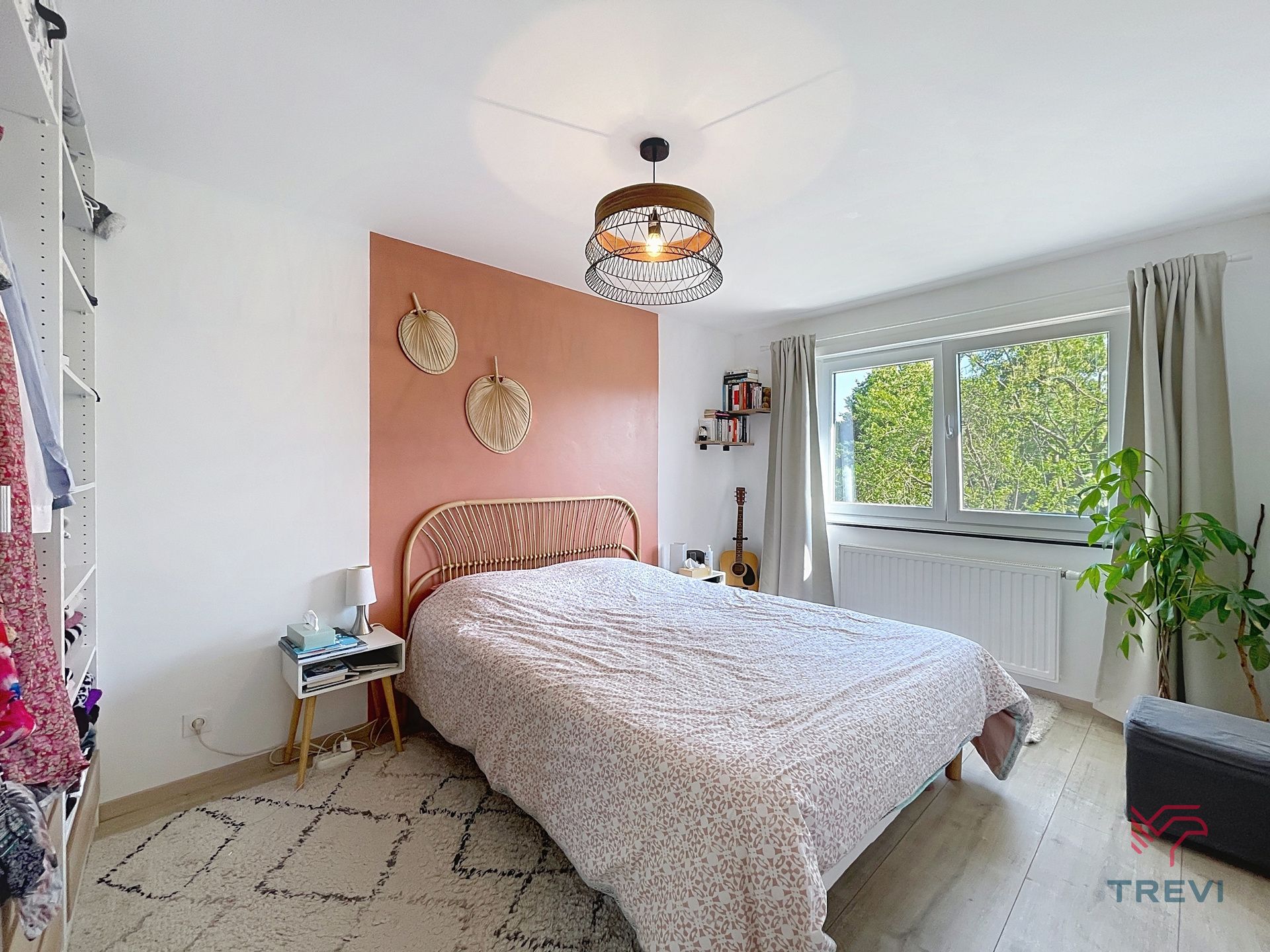 Aantrekkelijk huis met 3 slaapkamers en tuin  foto 13