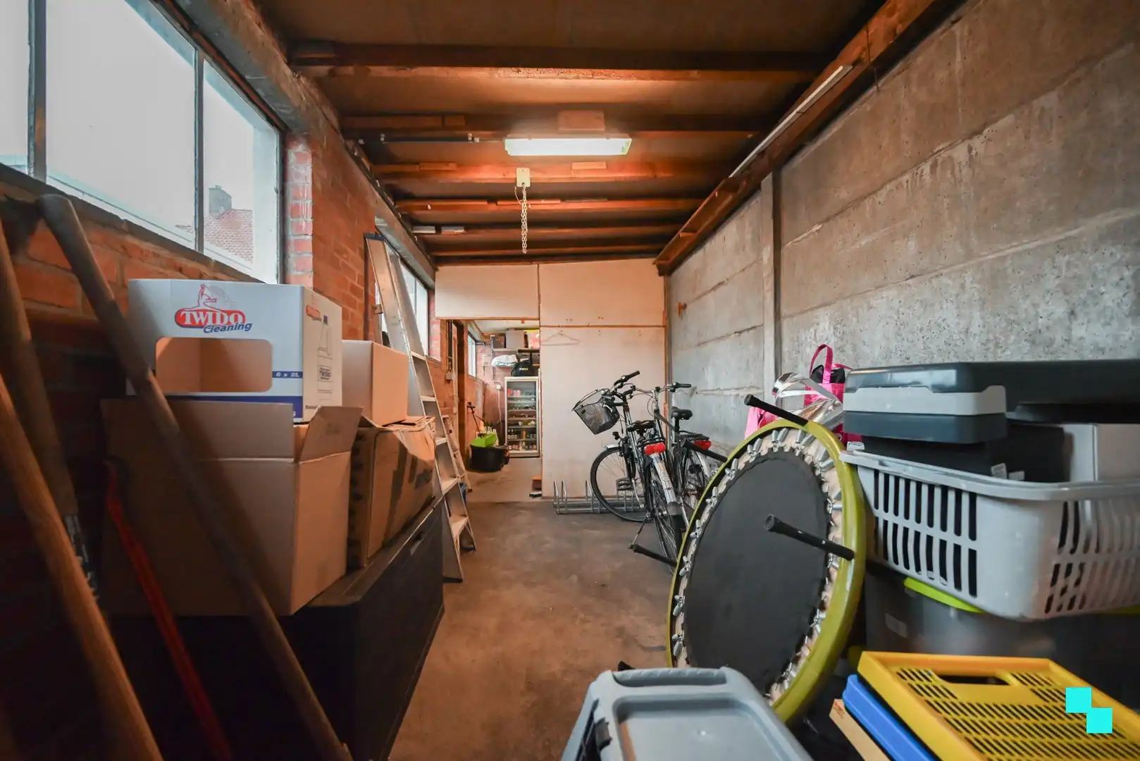 Instapklare ééngezinswoning met vier slaapkamers te Izegem foto 27