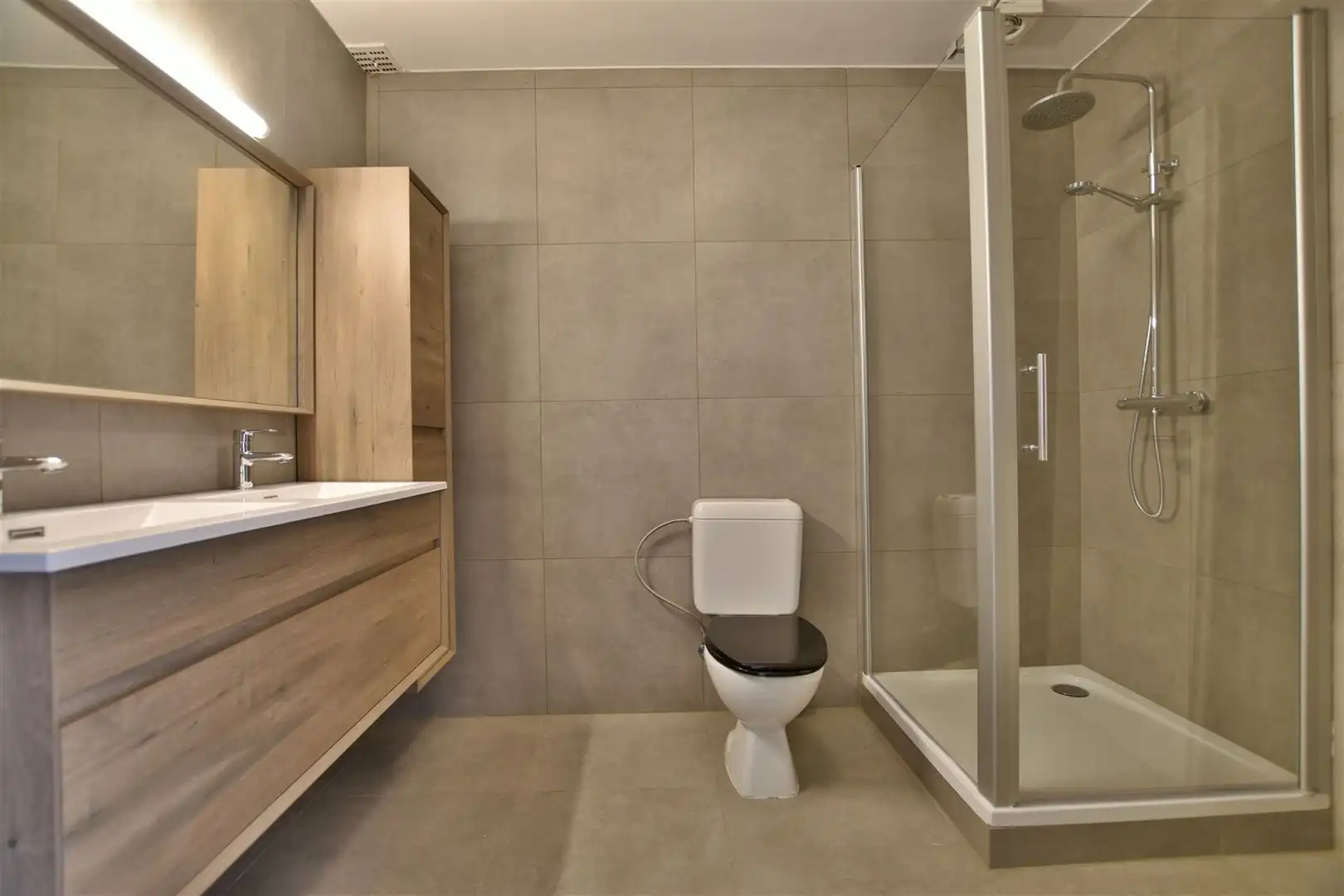 Ruime triplex appartement in het centrum Dendermonde foto 11