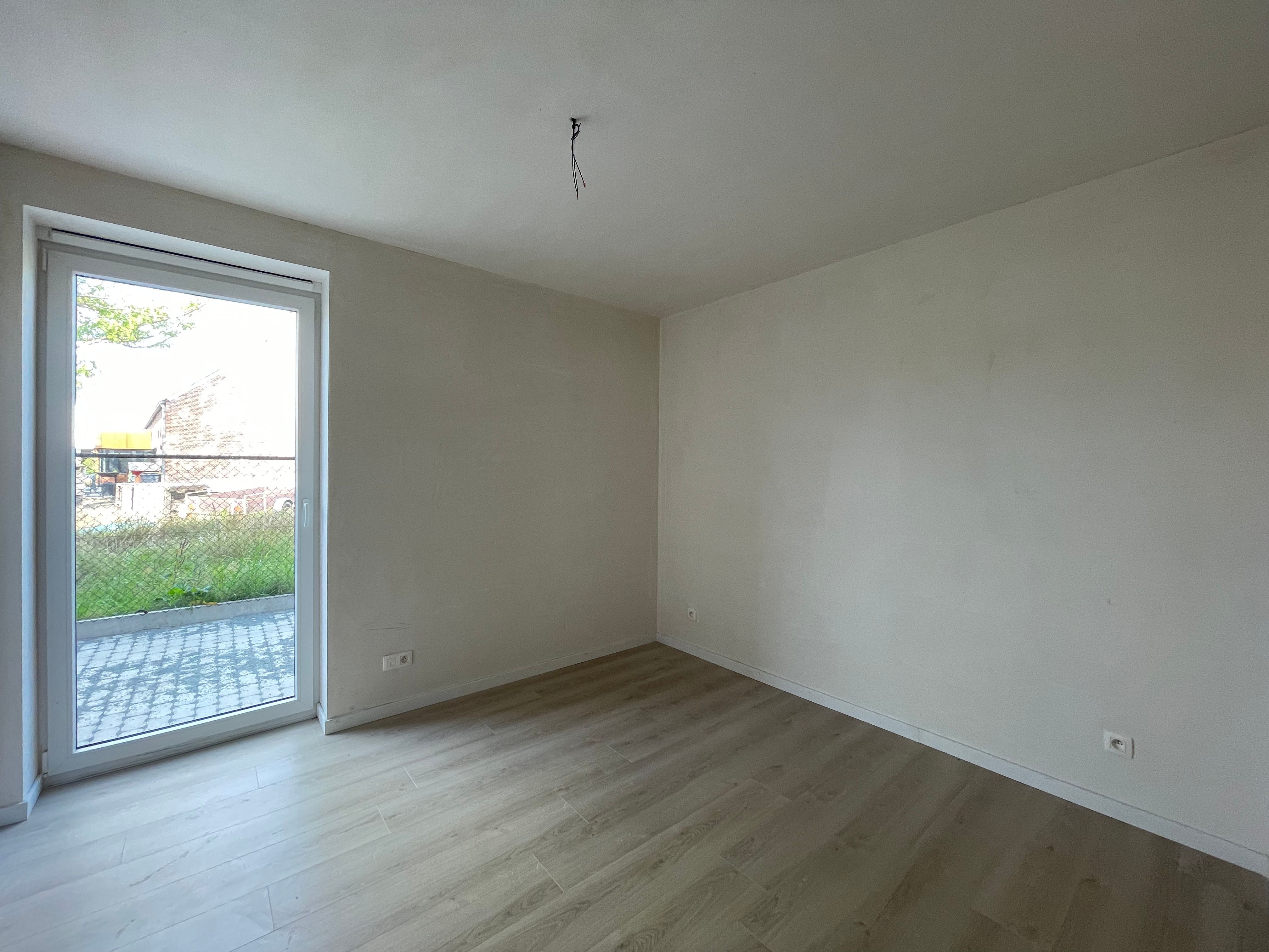 Gelijkvloers app. met 3 slpks foto 9