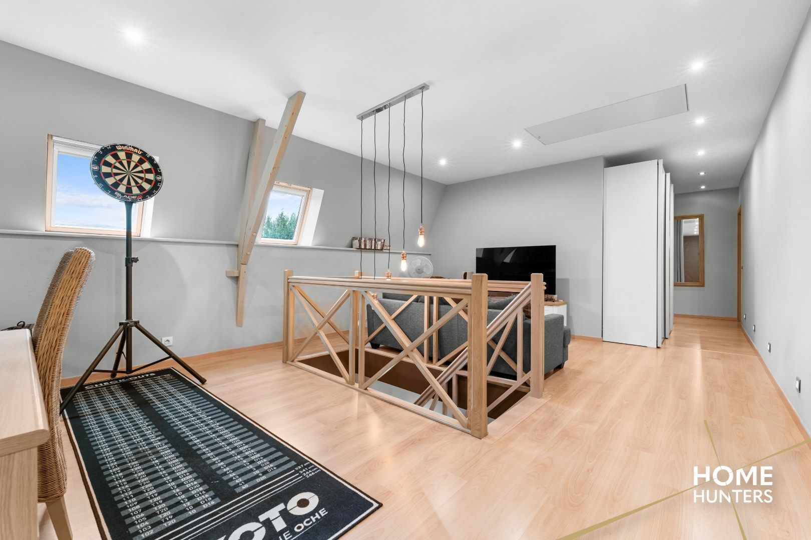 Ruime woning met 4 slaapkamers, een ruime zonnige tuin met verwarmd zwembad foto 33