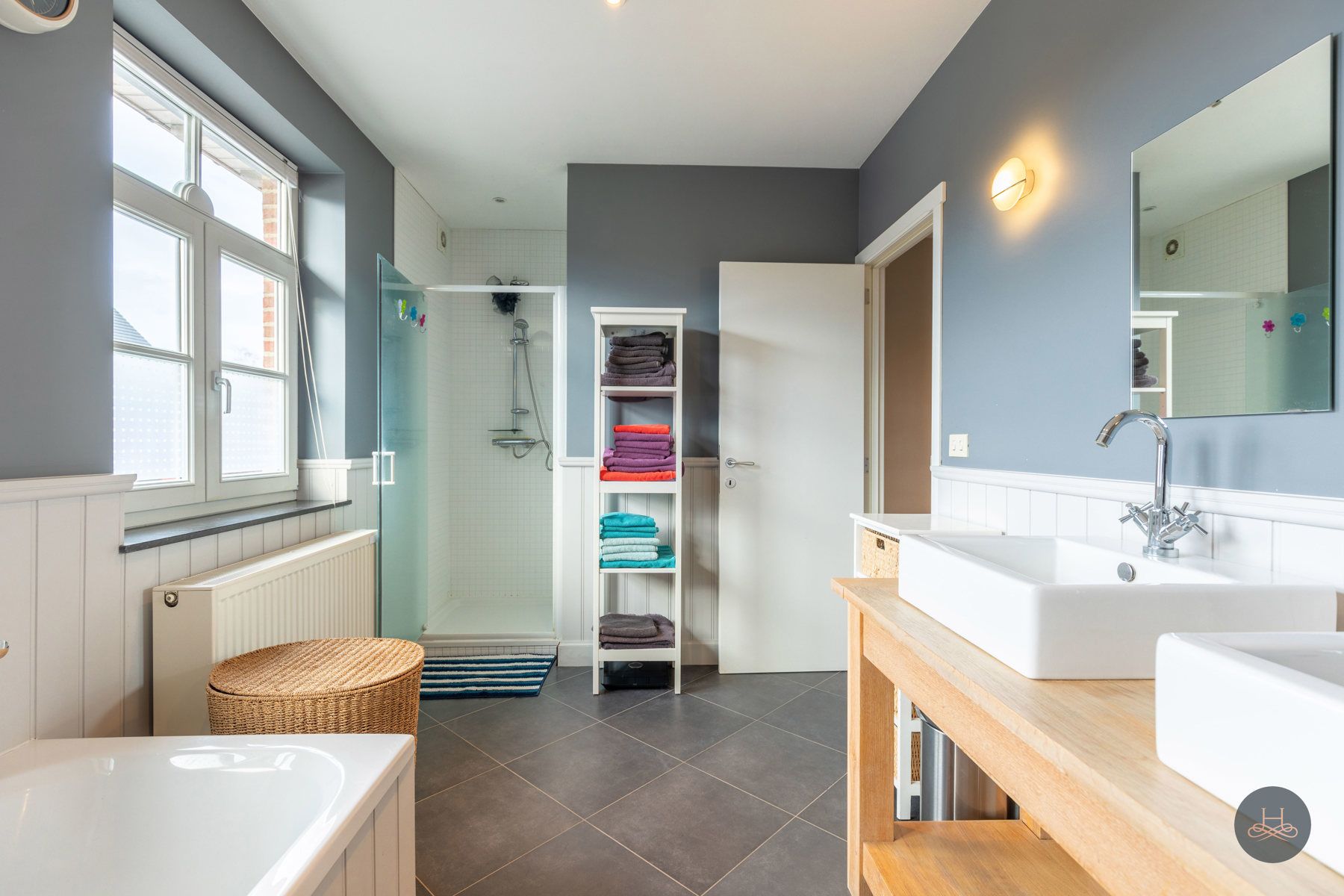 Instapklare gezinswoning met leuke tuin foto 22