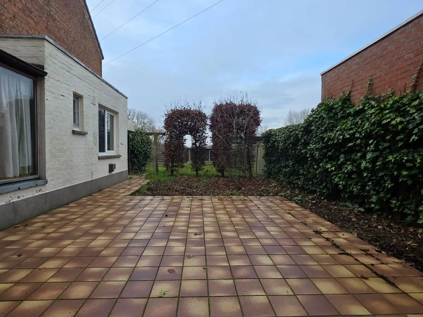 Sterke woning in beton met 3 garages, landelijke verzichten in Hulste. foto 22