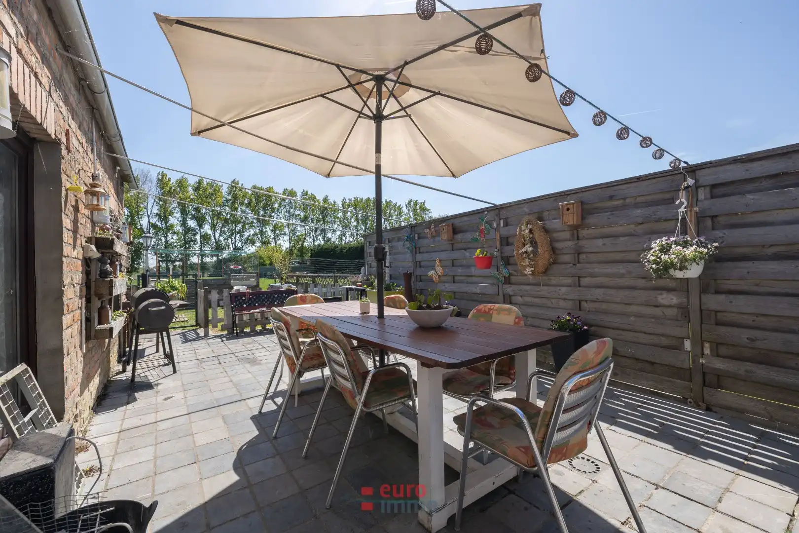 Ruime rijwoning met 4 slaapkamers in het pittoreske Ramskapelle foto 15