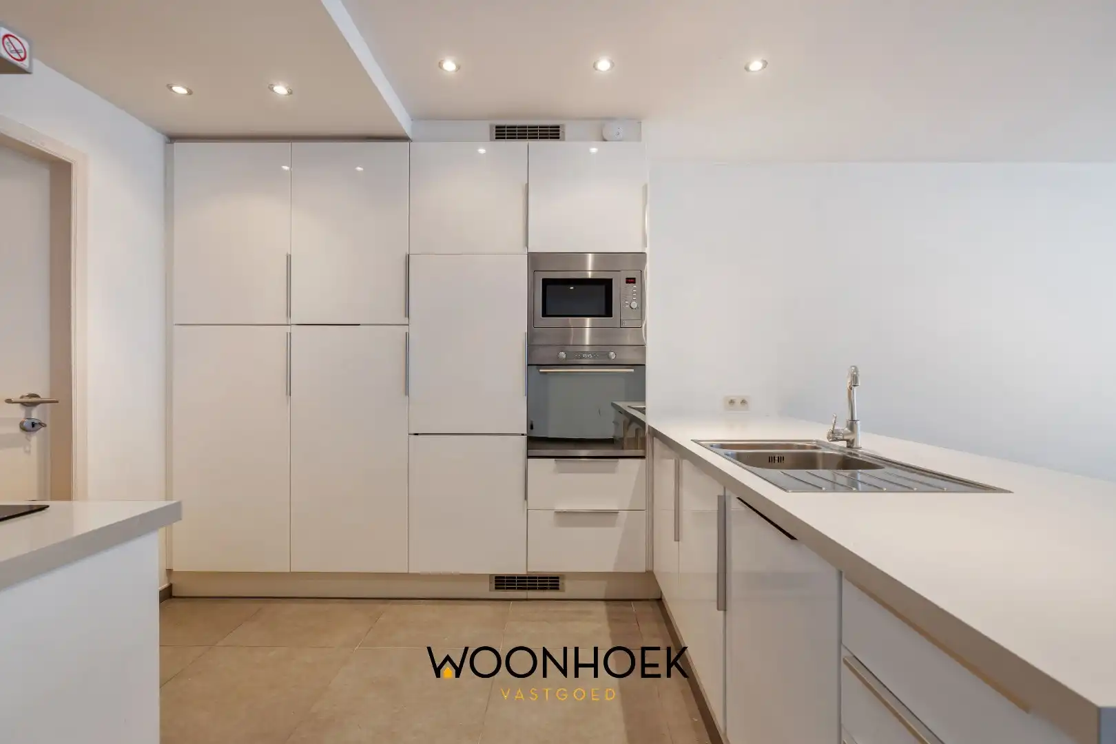 Gelijkvloers wonen met uitzicht op het water foto 6