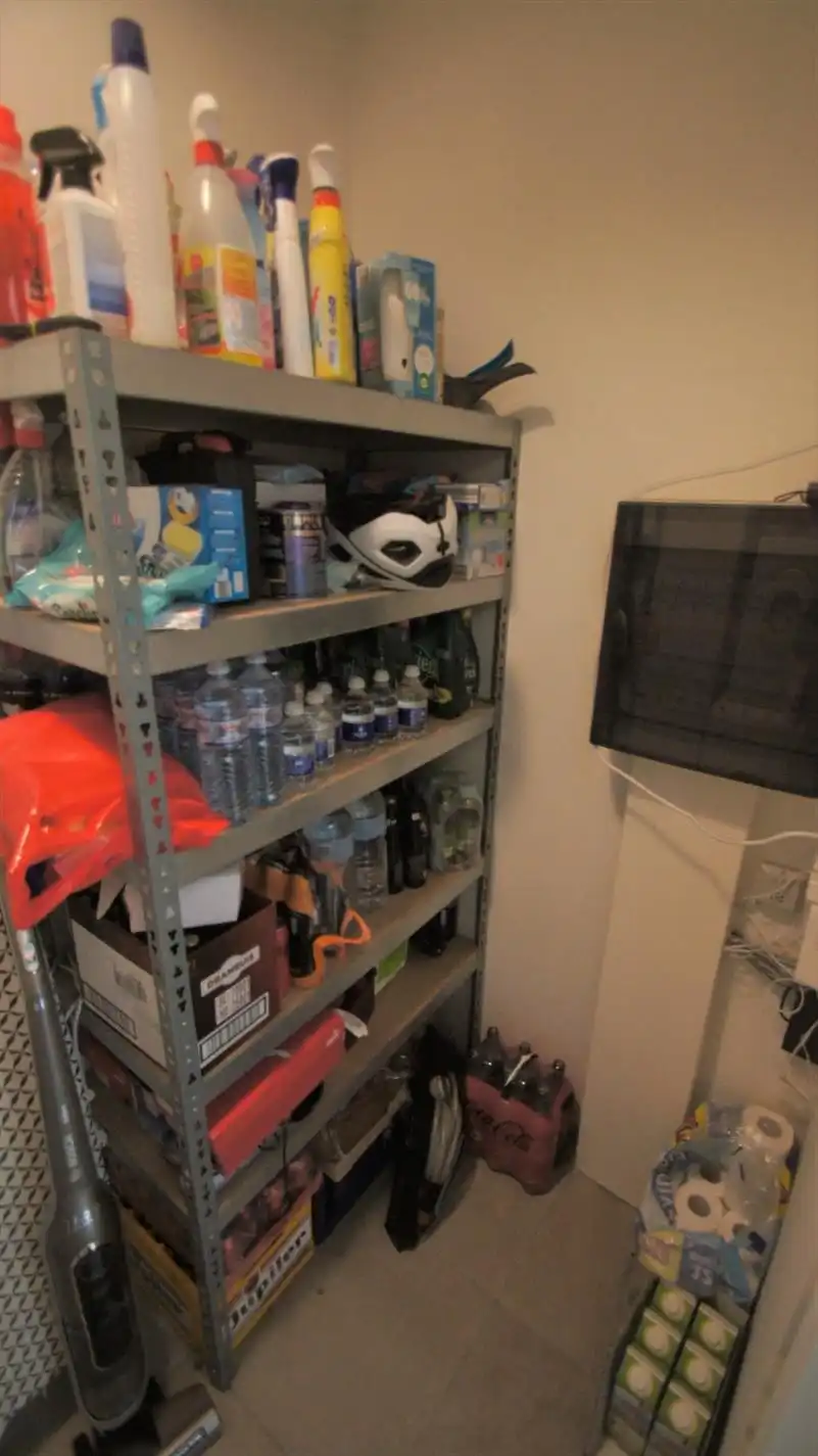 Prachtig app. met 2 slpks, autostaanplaats en ruim terras (55 m²!) foto 11