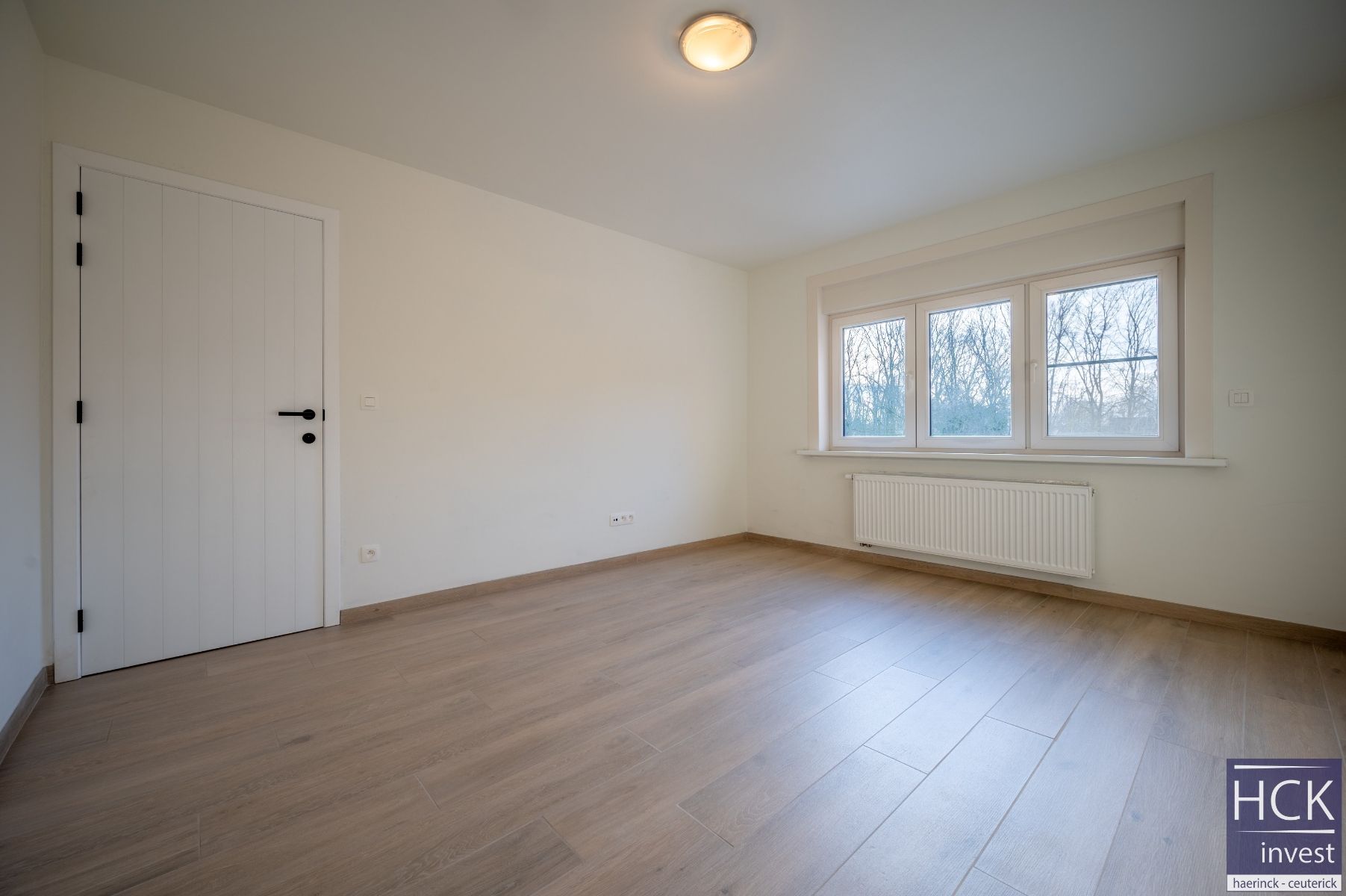 WAREGEM - Schitterend gerenoveerde & energiezuinige woning met 3 SLPK foto 12