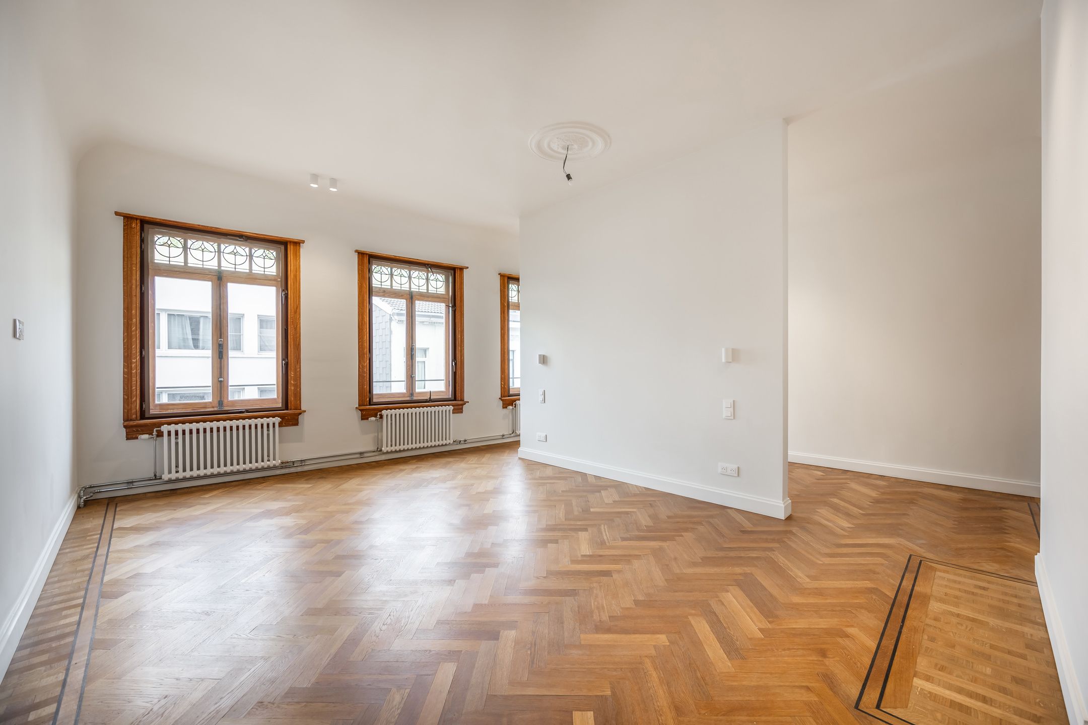 Prachtig 2 slpkappartement in art nouveau pand De Confiserie foto 24