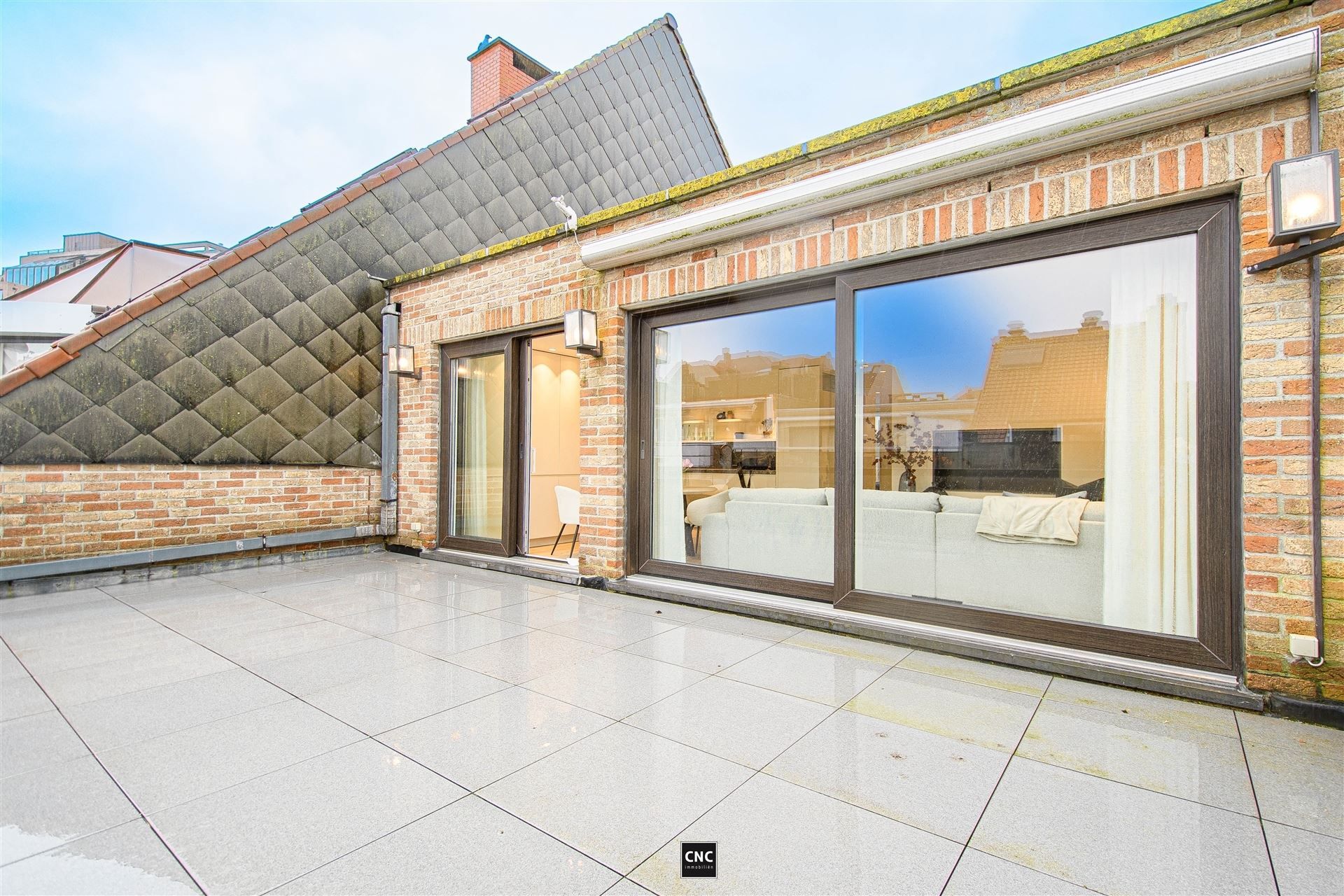 Gerenoveerde penthouse met groot zonne-terrassen op 20 meter wandelafstand van de zeedijk en het strand foto 9