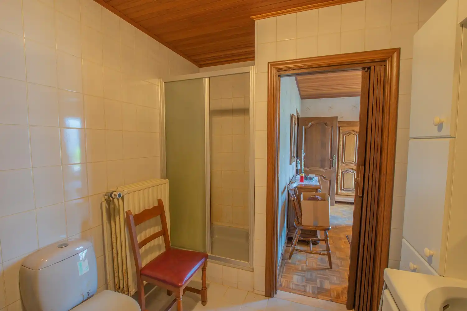 Rustig gelegen alleenstaande woning met westgerichte tuin en unieke bouwvergunning foto 15