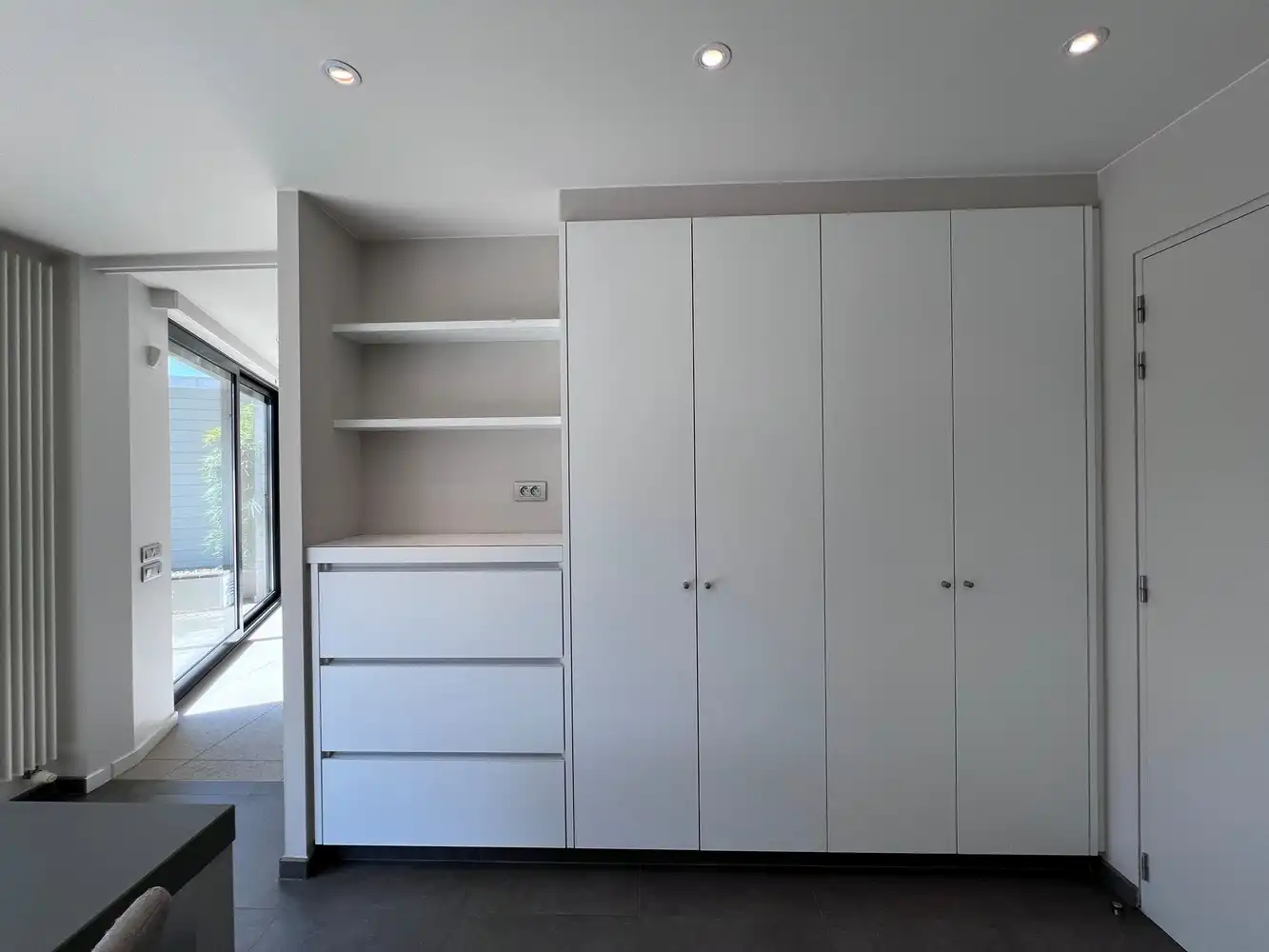 Instapklare woning met 5 slaapkamers en praktijk/kantoorruimte foto 8