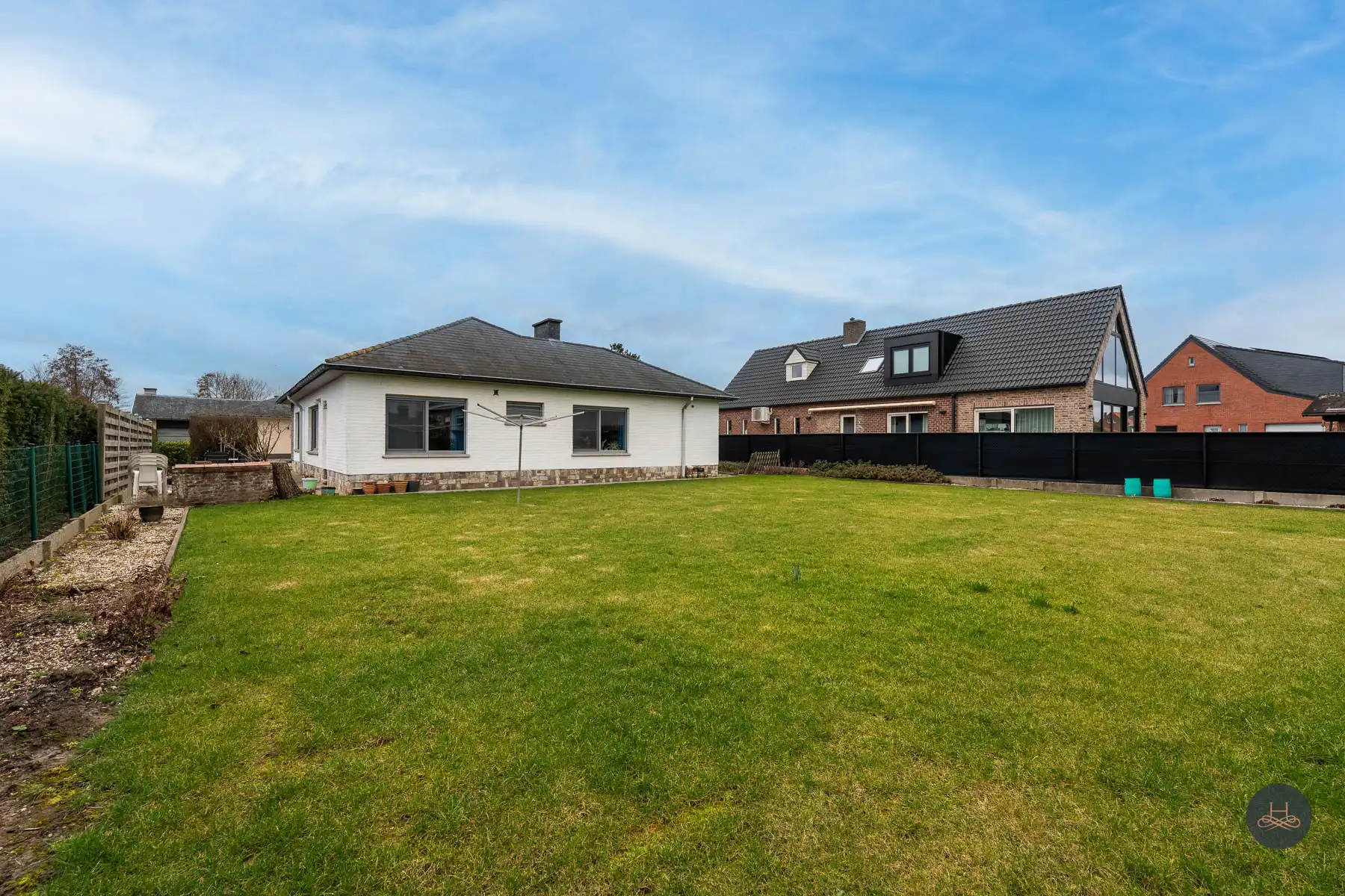 Laagbouw villa vol potentieel foto 23