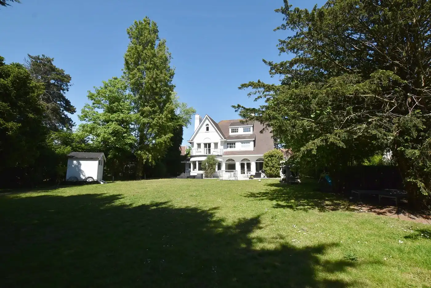 Villa op een uitzonderlijk perceel, triple A-locatie in het Zoute foto 3