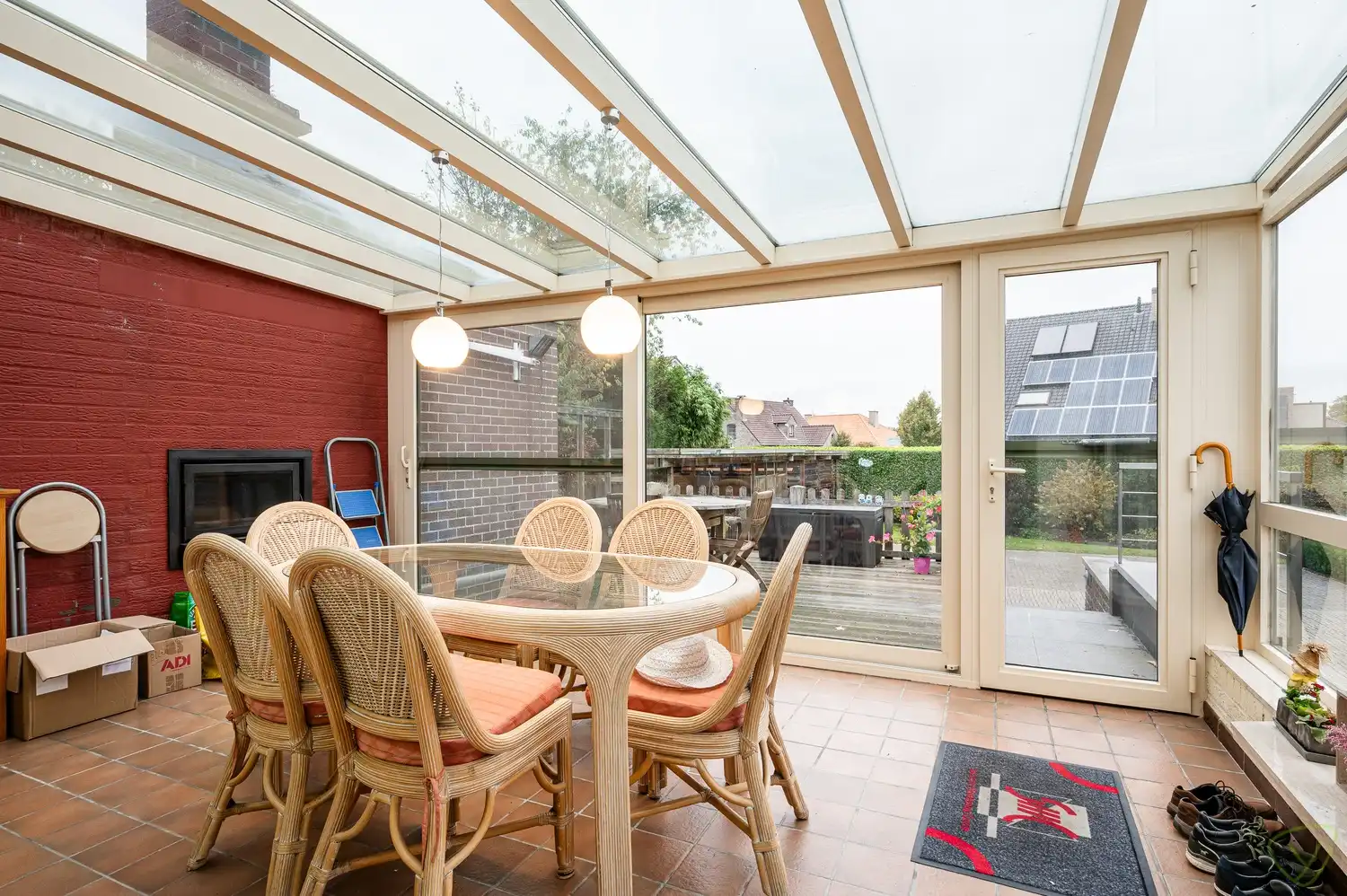 Kwalitatief afgewerkte woning met praktijkruimte en uitzonderlijk ruime kelderverdieping foto 12