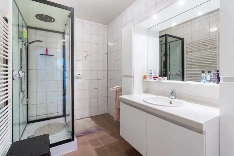 Gelijkvloers 2 slp. appartement in centrum Hoevenen foto 16
