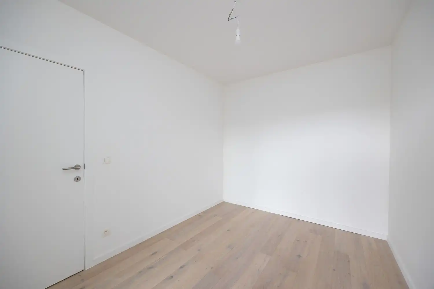 Stijlvol nieuwbouw appartement (±120 m²) met terras op toplocatie in Antwerpen foto 15