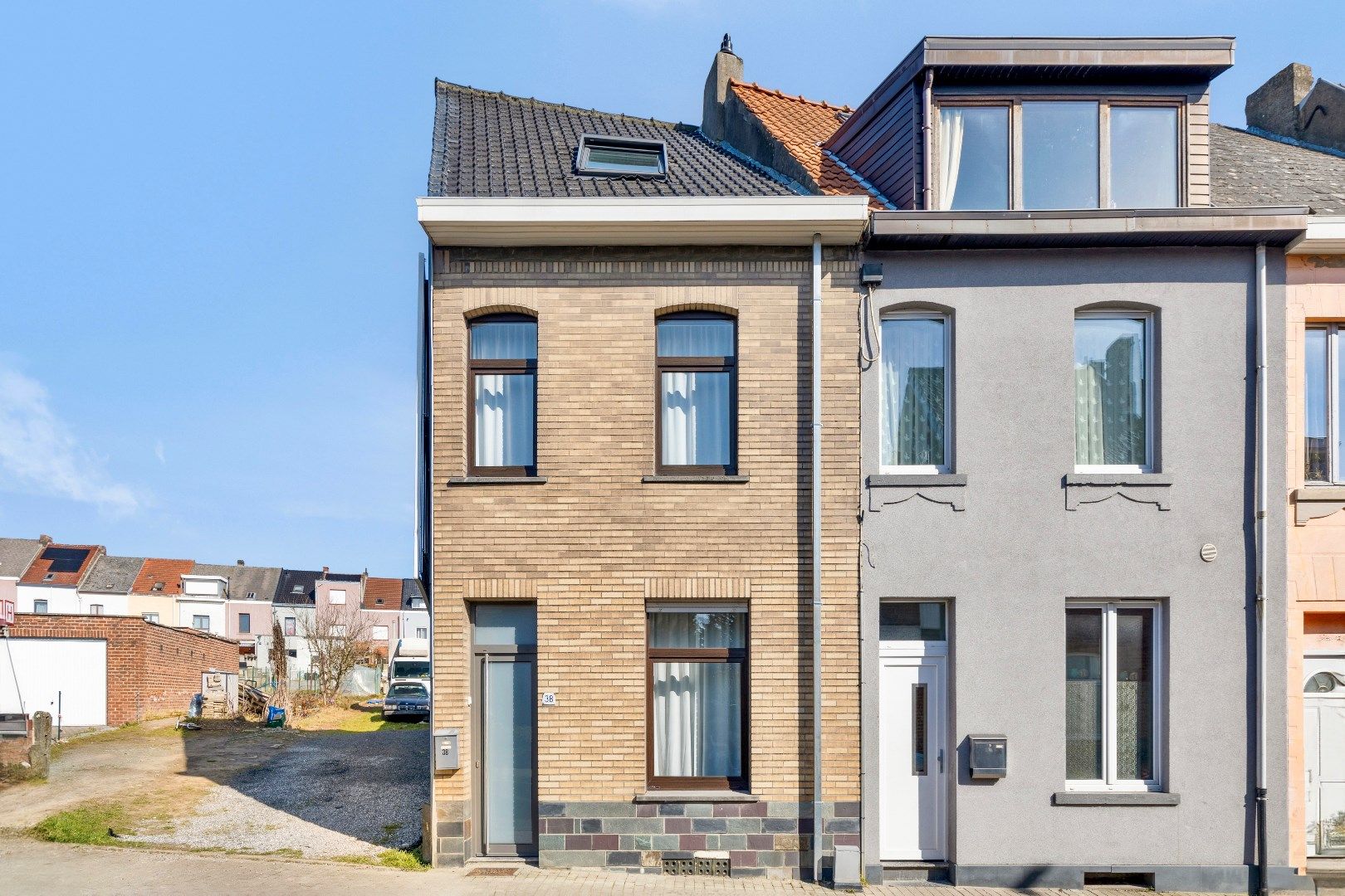 Instapklare woning met 2 slpk en tuin nabij centrum foto {{pictureIndex}}