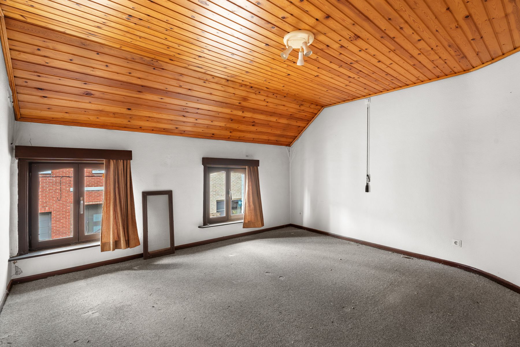 Geheel te renoveren woning nabij centrum Heusden foto 10