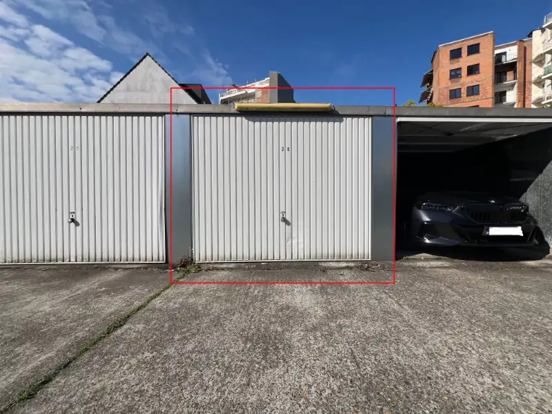 CENTRUM GENT, RUIME AFGESLOTEN GARAGE foto 2