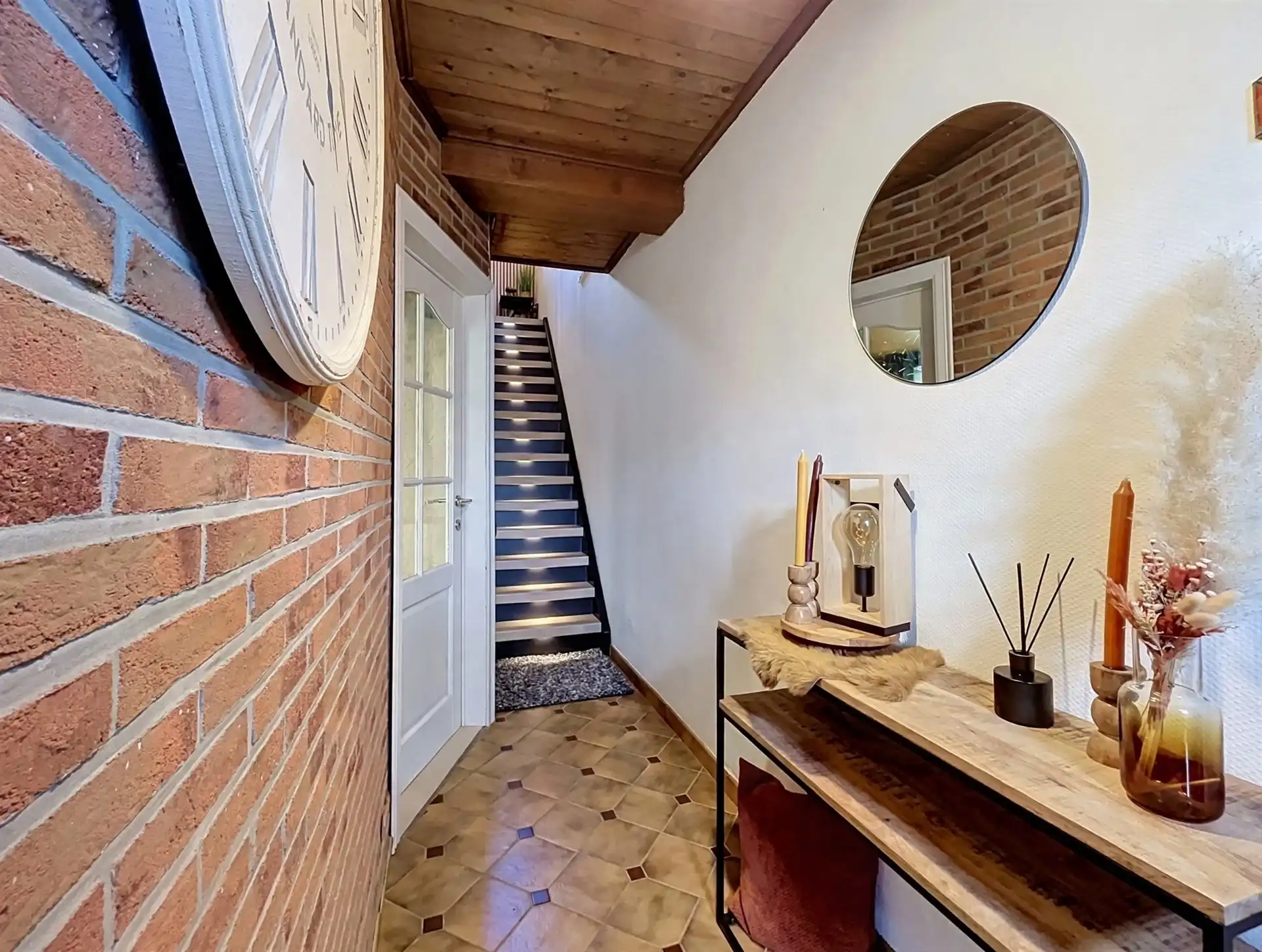Instapklare gezinswoning met 3 slaapkamers en garage! foto 5