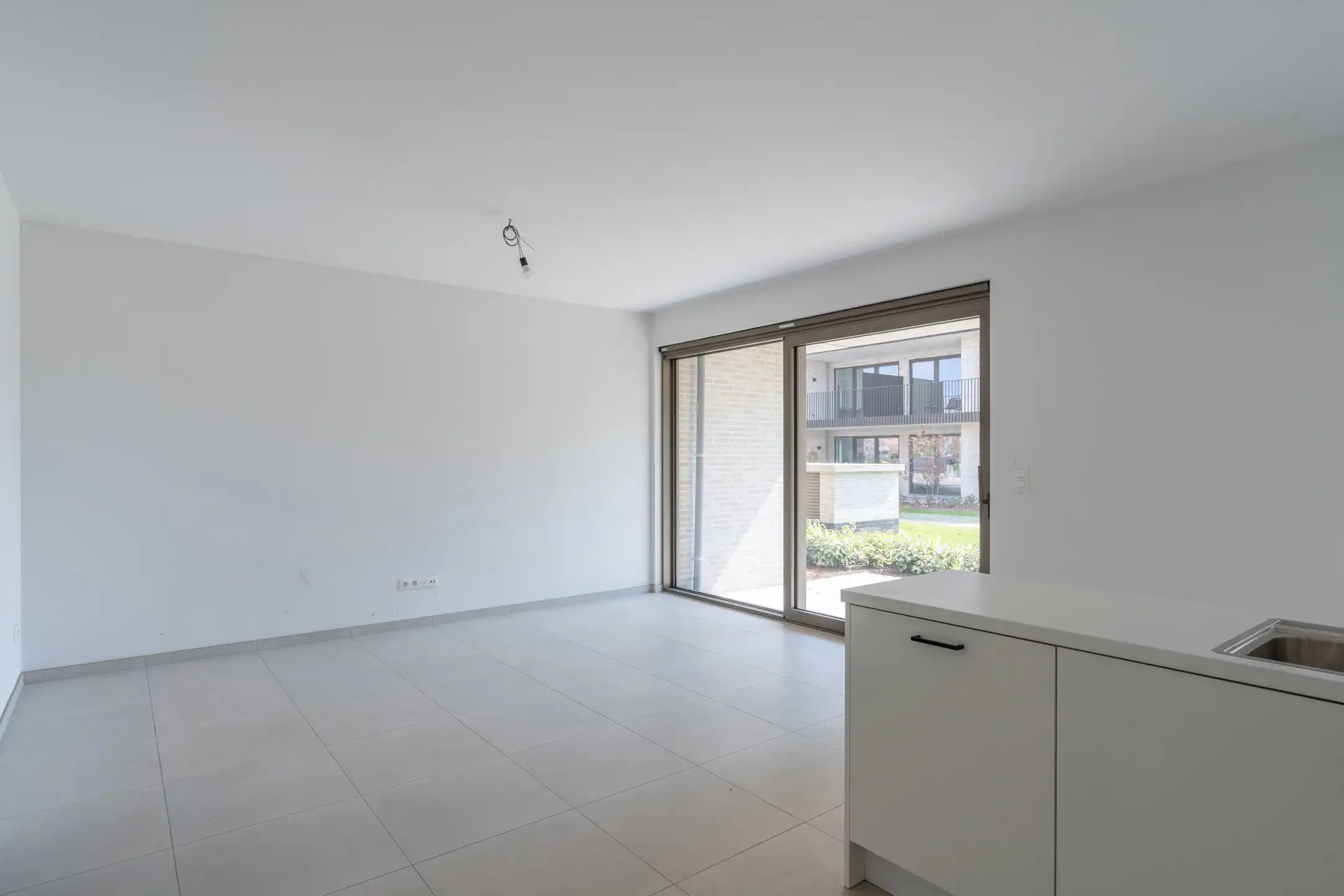 Knap energiezuinig appartement met tof terras foto 8