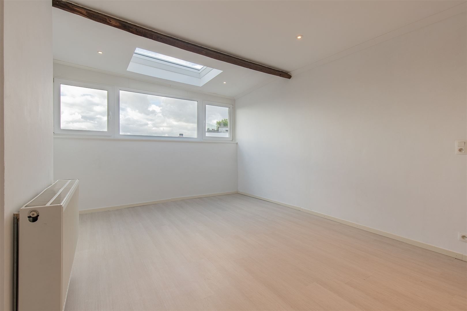 Opbrengsteigendom met 4 appartementen te Schaarbeek! foto 16