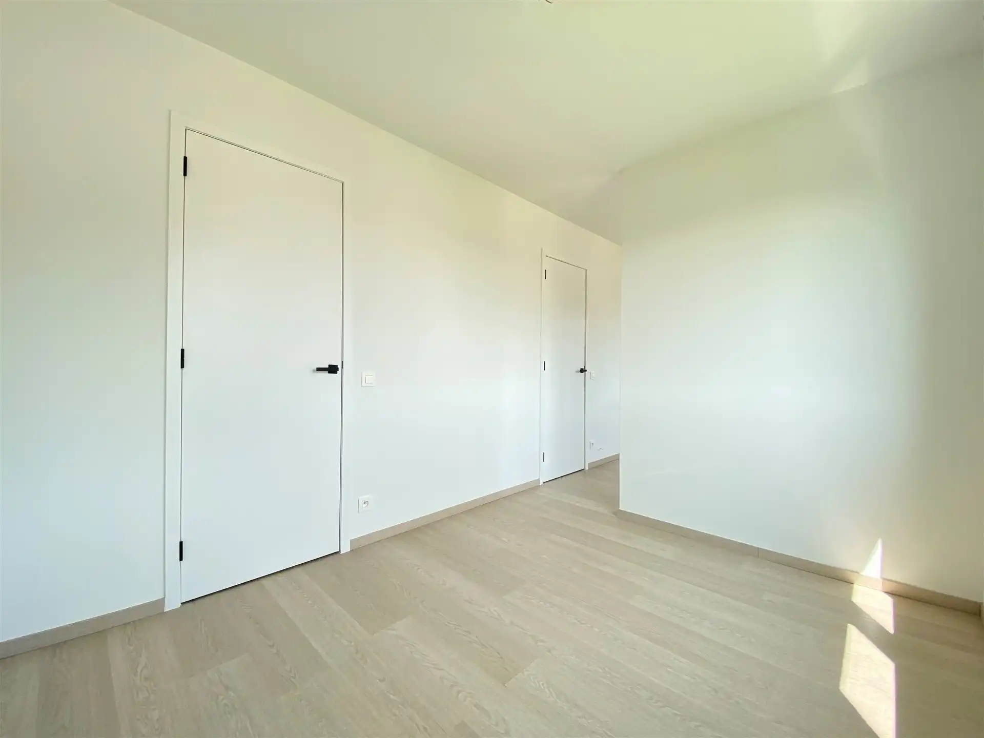 Energiezuinige nieuwbouw woning met 3 slaapkamers en tuin. foto 22